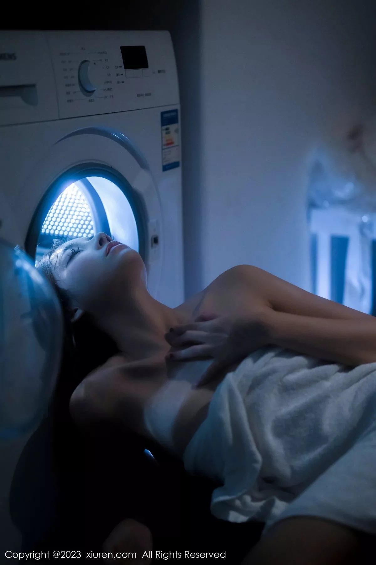 秀人集.com_[XiuRen秀人网]No.6437_模特加朵babe私房性感粉色露肩连衣裙真空秀魔鬼身材诱惑写真105P