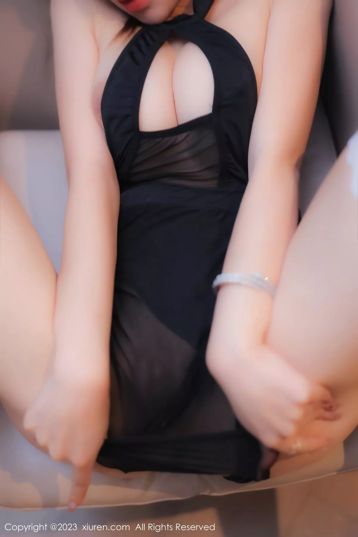 秀人集.com_[XiuRen秀人网]No.6479_模特萌汉药baby性感黑色连体内衣配白丝袜秀丰满身材诱惑写真72P