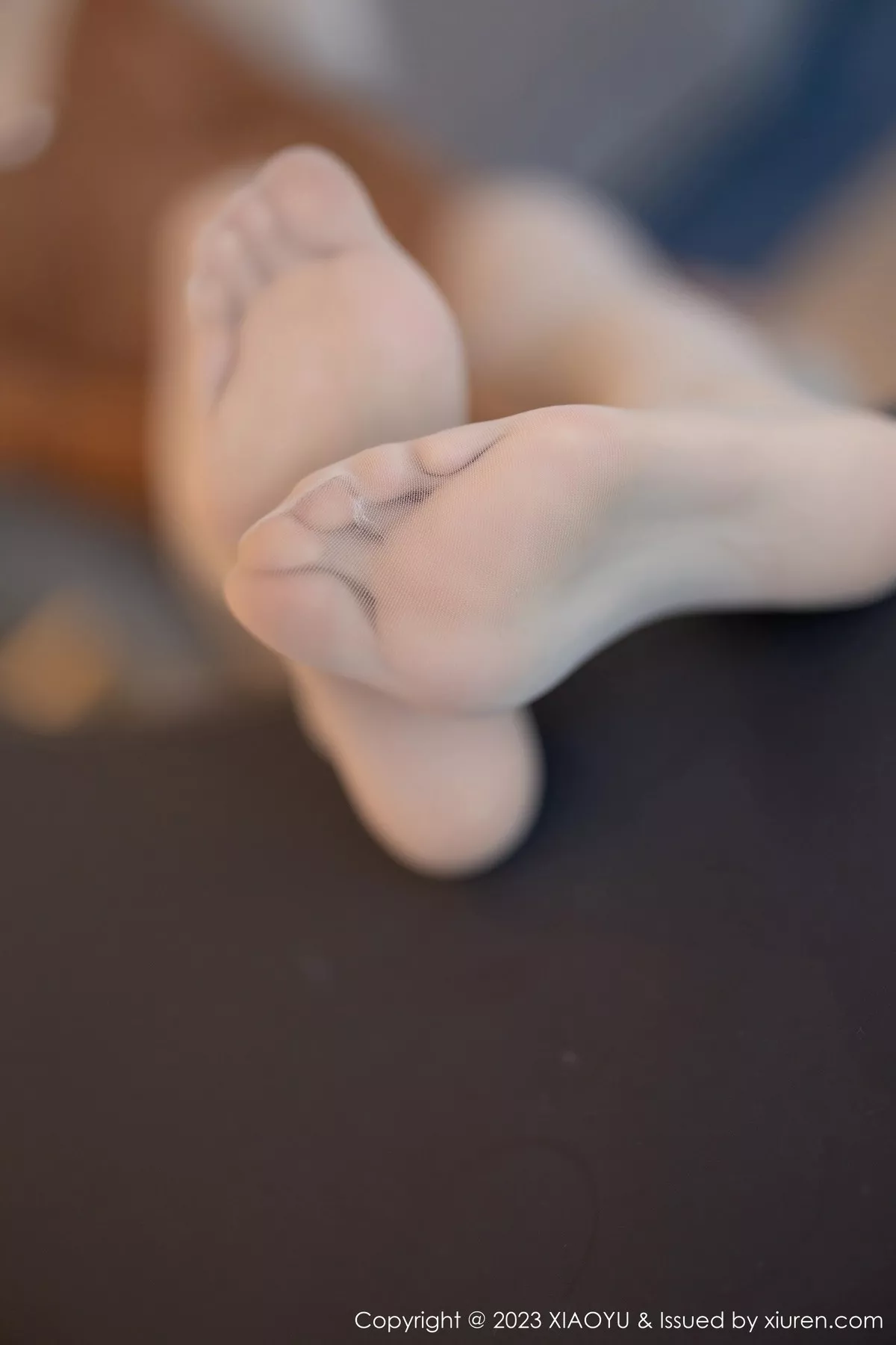 秀人集.com_[XiaoYu画语界]Vol.994_模特苏苏阿土黄上衣配牛仔短裤露超薄肉丝秀曼妙身姿诱惑写真84P