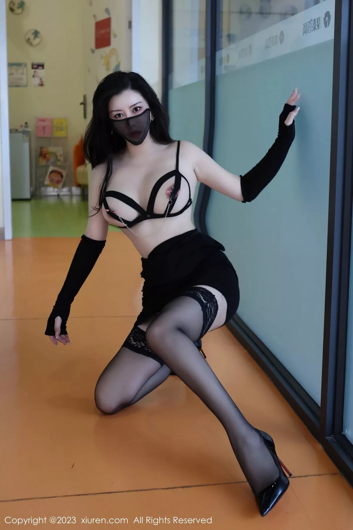 秀人集.com_[XiuRen秀人网]No.6515_模特王婉悠Queen性感黑色情趣内衣配蕾丝袜秀惹火身材诱惑写真80P