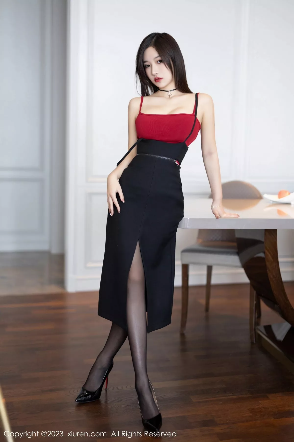 秀人集.com_[XiuRen秀人网]No.6523_模特妙可可Cheese红色吊带露黑色情趣内衣配超薄黑丝诱惑写真81P
