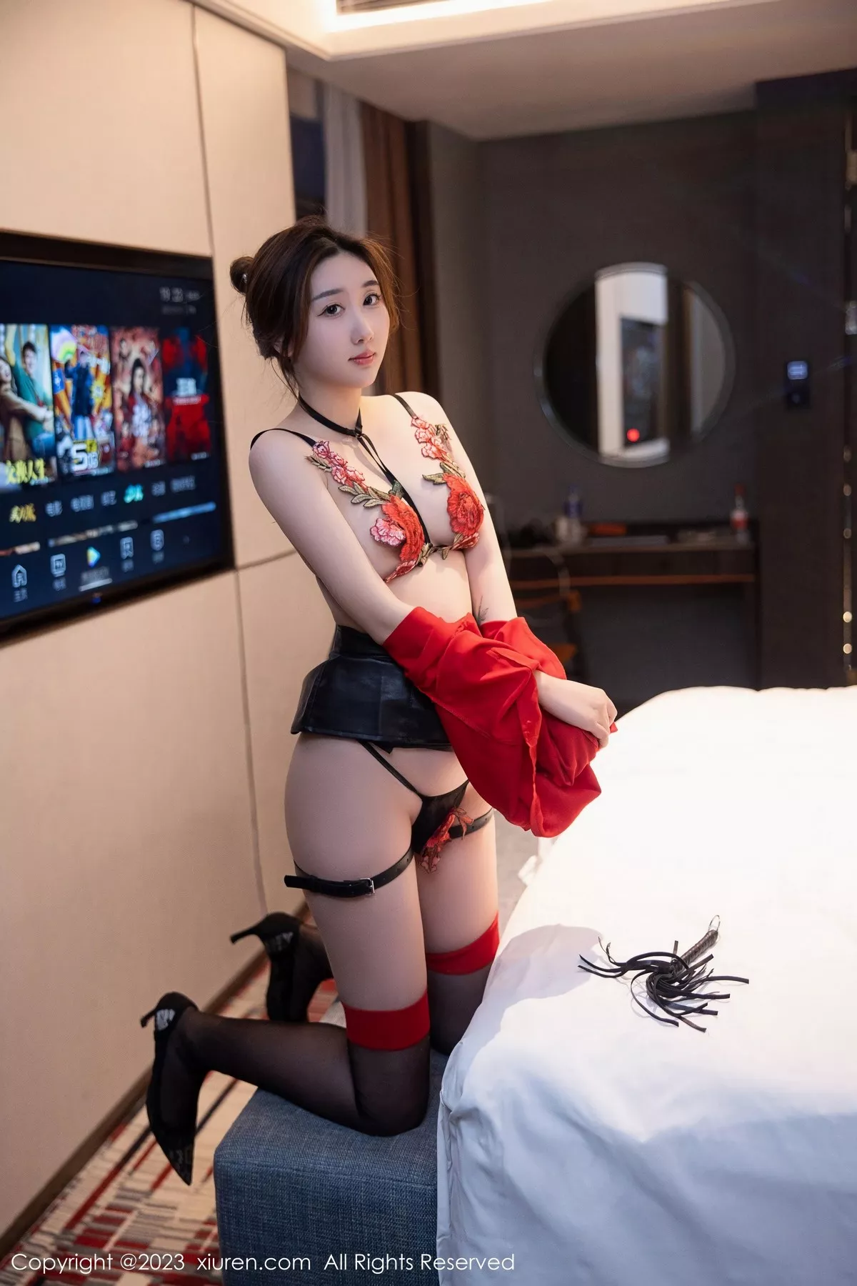 秀人集.com_[XiuRen秀人网]No.6529_模特江真真红色上衣配黑色短裙露花式内衣秀丰满身材诱惑写真88P