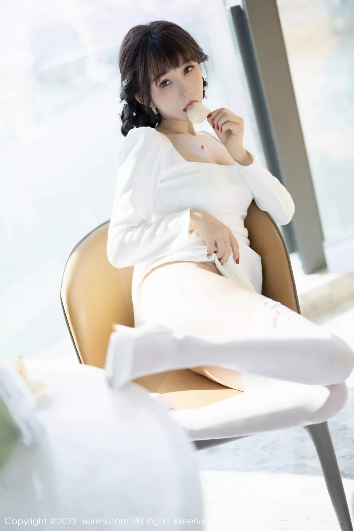 秀人集.com_[XiuRen秀人网]No.6528_模特波巧酱私房露白色蕾丝内衣配白丝吊袜秀惹火身材诱惑写真71P