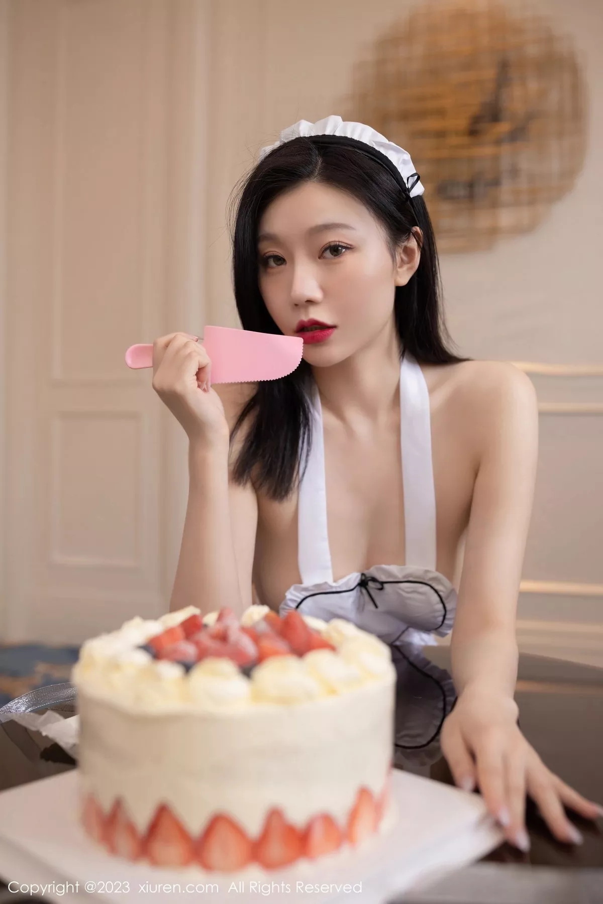 秀人集.com_[XiuRen秀人网]No.6556_模特安然anran性感白色女仆服饰配白丝袜秀曼妙身姿诱惑写真82P