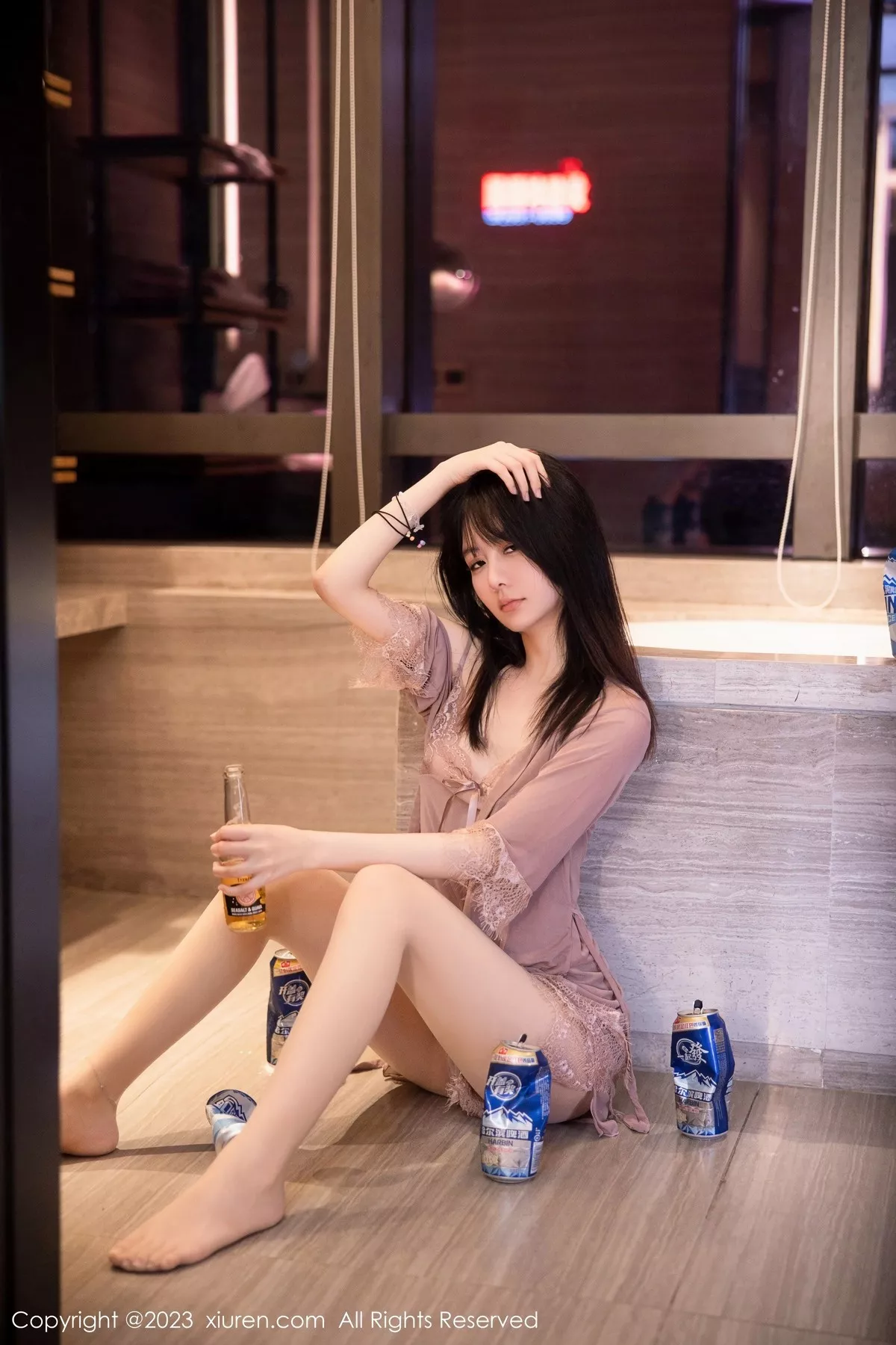 秀人集.com_[XiuRen秀人网]No.6558_模特谢小蒽私房浴室红灰色轻透薄纱睡裙配超薄肉丝湿身诱惑写真79P