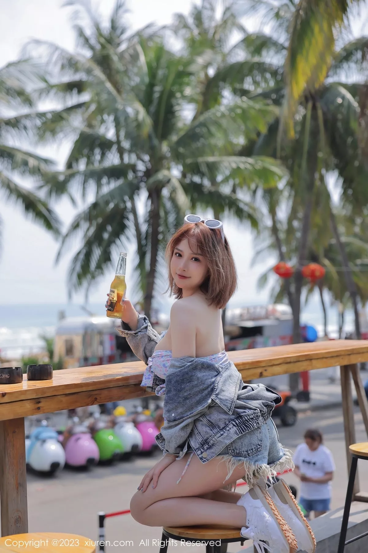 秀人集.com_[XiuRen秀人网]No.6551_模特养乐多DoDo户外紫色比基尼服+私房蕾丝内衣完美诱惑写真56P