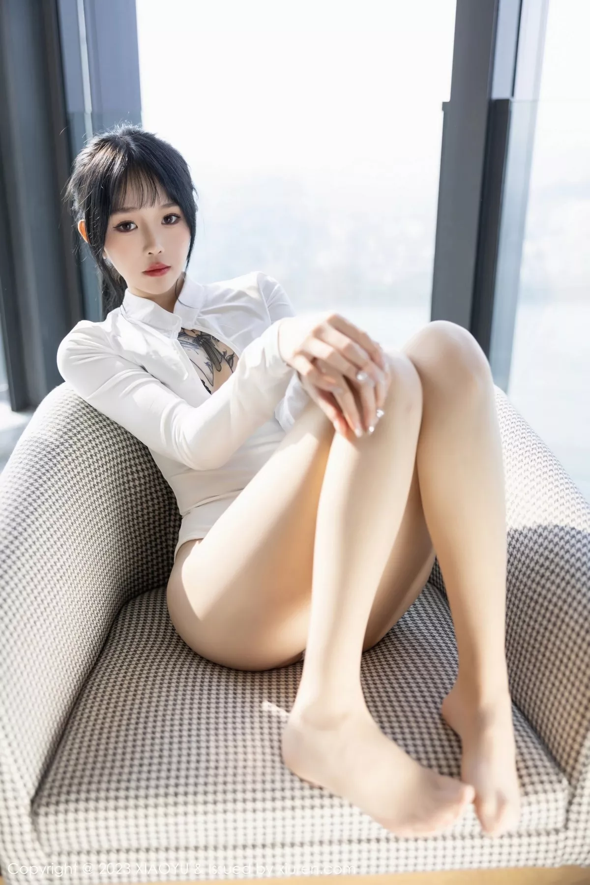 秀人集.com_[XiaoYu画语界]Vol.1006_模特奶瓶黑色连身短裙+性感蓝色蕾丝内衣秀曼妙身姿诱惑写真103P