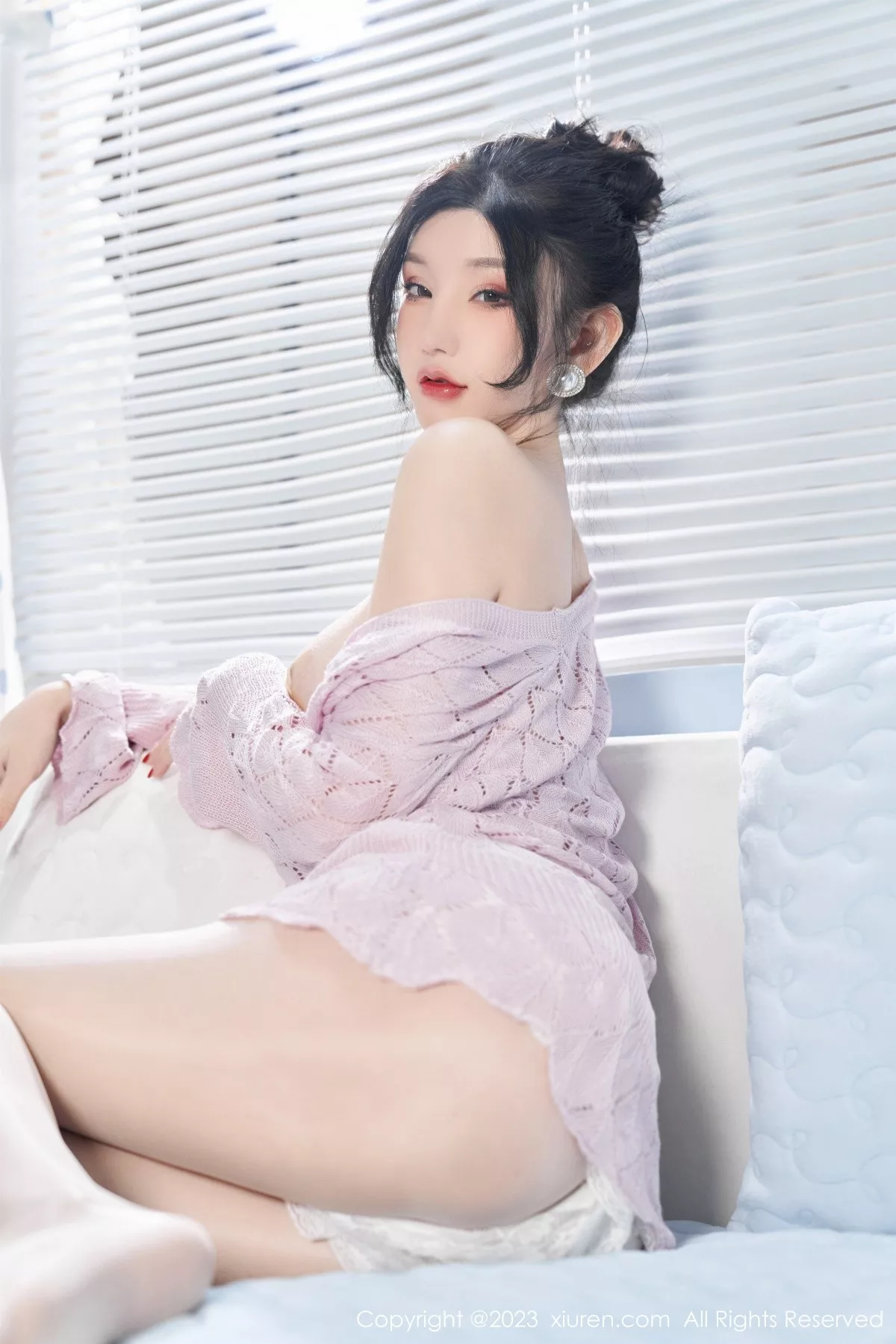 秀人集.com_[XiuRen秀人网]No.6580_女神周于希Sally性感粉色服饰配超薄肉丝半脱露豪乳遮点诱惑写真80P