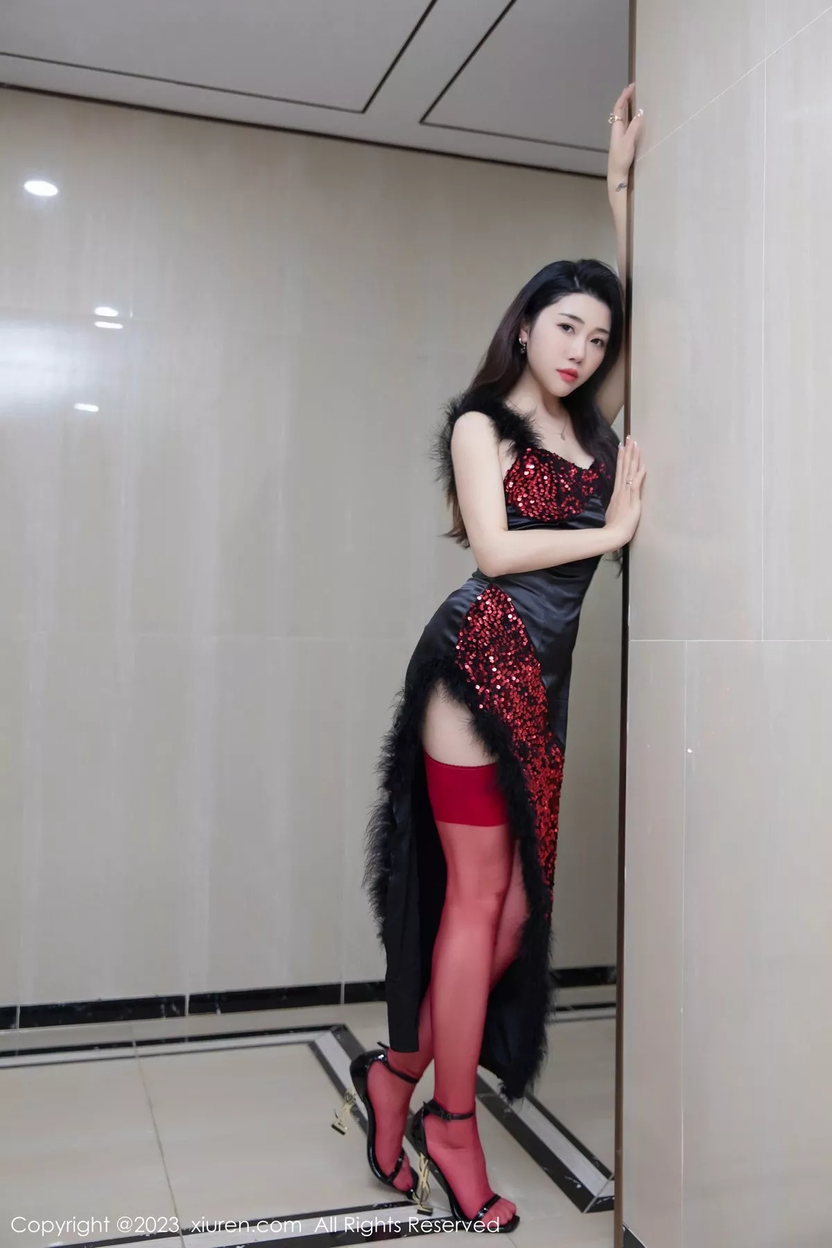 秀人集.com_[XiuRen秀人网]No.6587_模特严利娅Yuliya私房性感红色蕾丝情趣内衣配红色丝袜诱惑写真68P