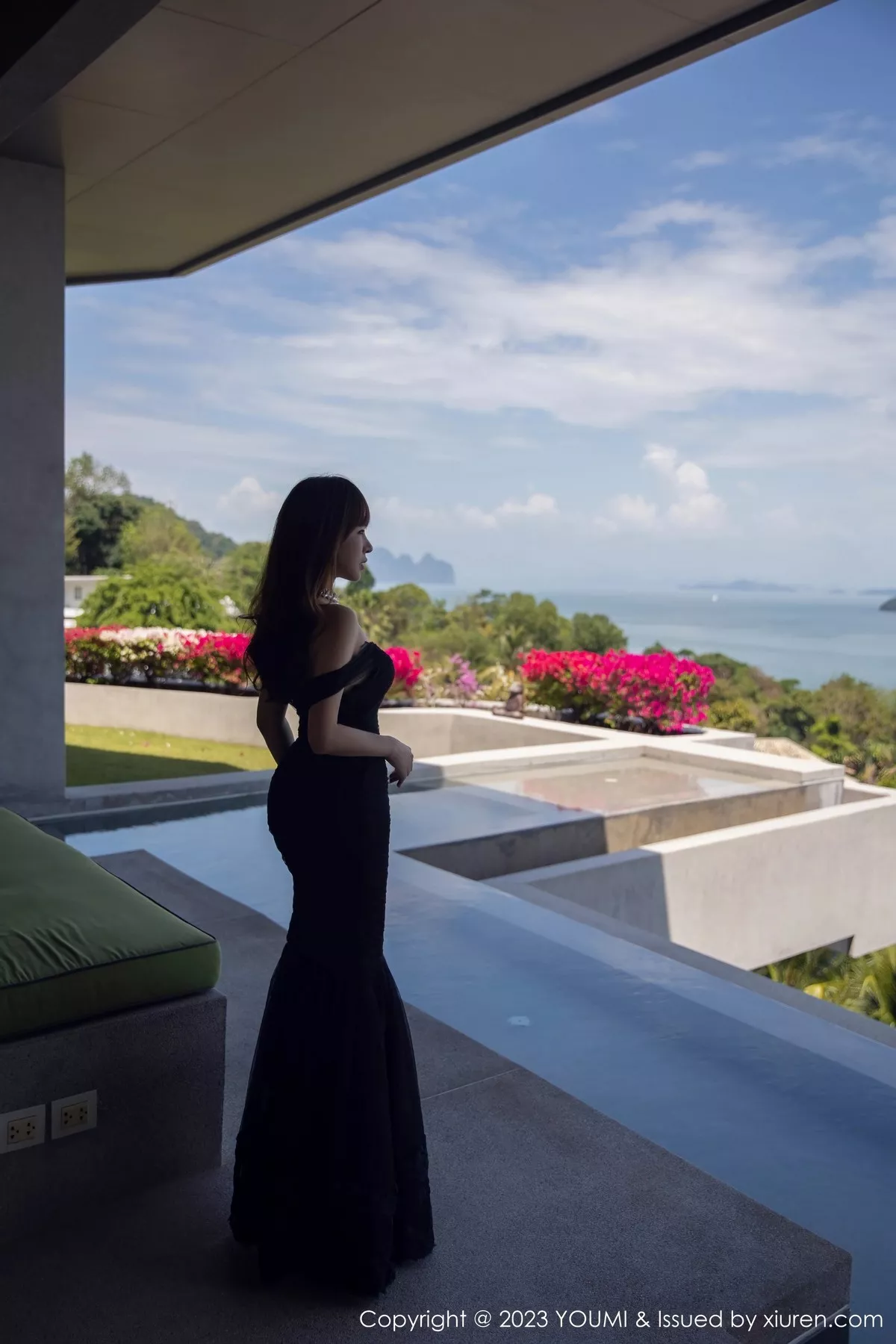 秀人集.com_[YouMi尤蜜荟]Vol.917_模特icy猪泰国旅拍性感黑色蕾丝情趣连体衣配超薄黑丝魅惑写真80P