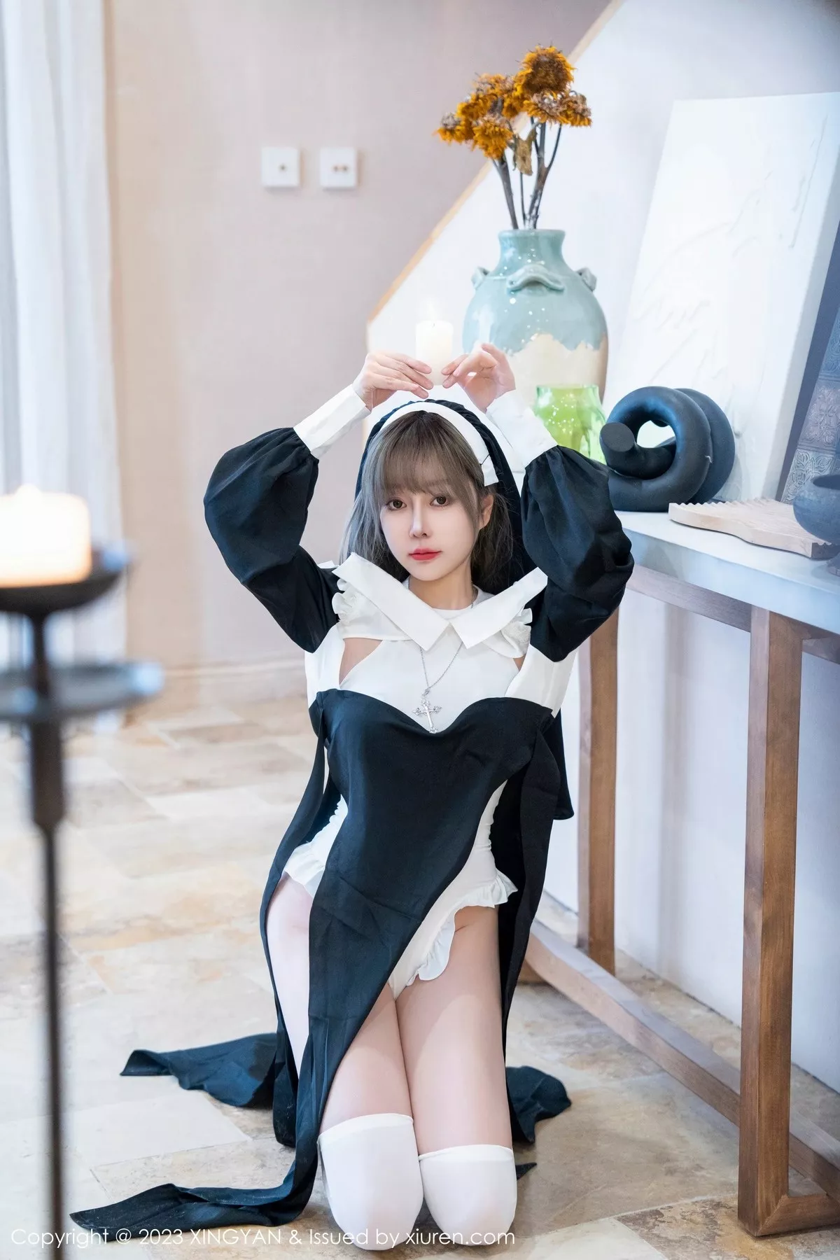 秀人集.com_[XINGYAN星颜社]VOL.187_女神王雨纯半脱修女服饰露白色轻透上衣配白丝袜完美诱惑写真75P