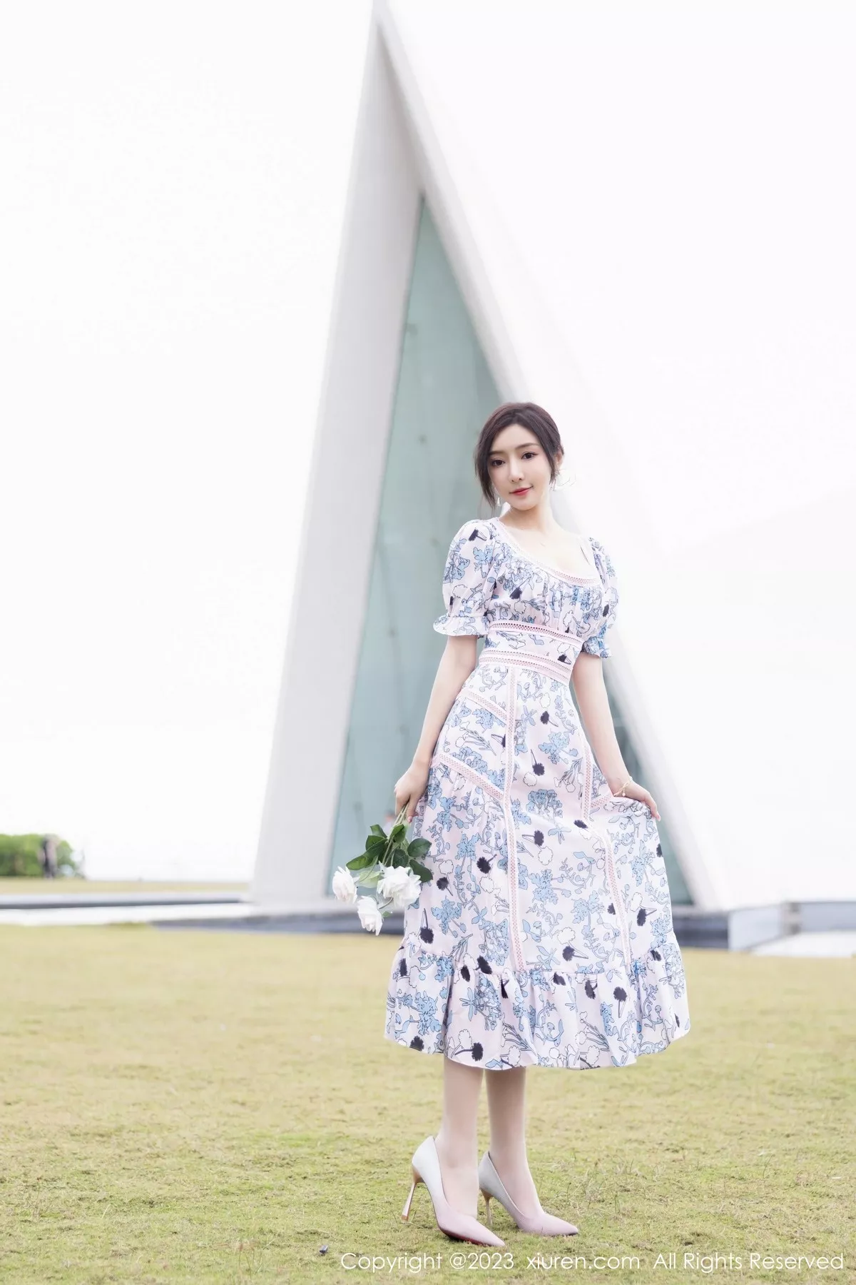 秀人集.com_[XiuRen秀人网]No.6474_女神王馨瑶yanni海南岛旅拍脱浅色连衣长裙露淡蓝内衣诱惑写真86P