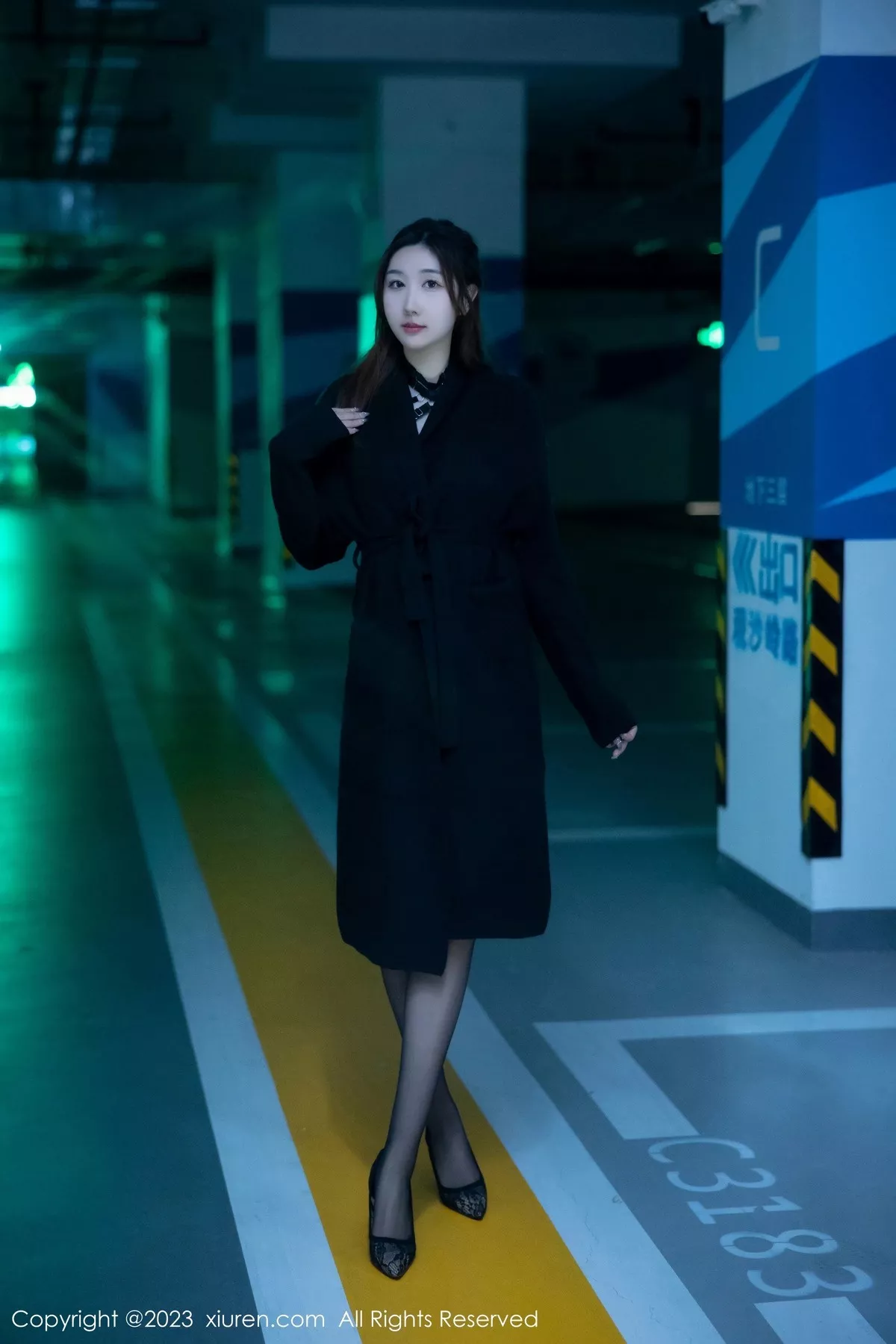 秀人集.com_[XiuRen秀人网]No.6650_模特江真真性感黑色薄透情趣内衣配黑丝吊袜秀惹火身材诱惑写真88P