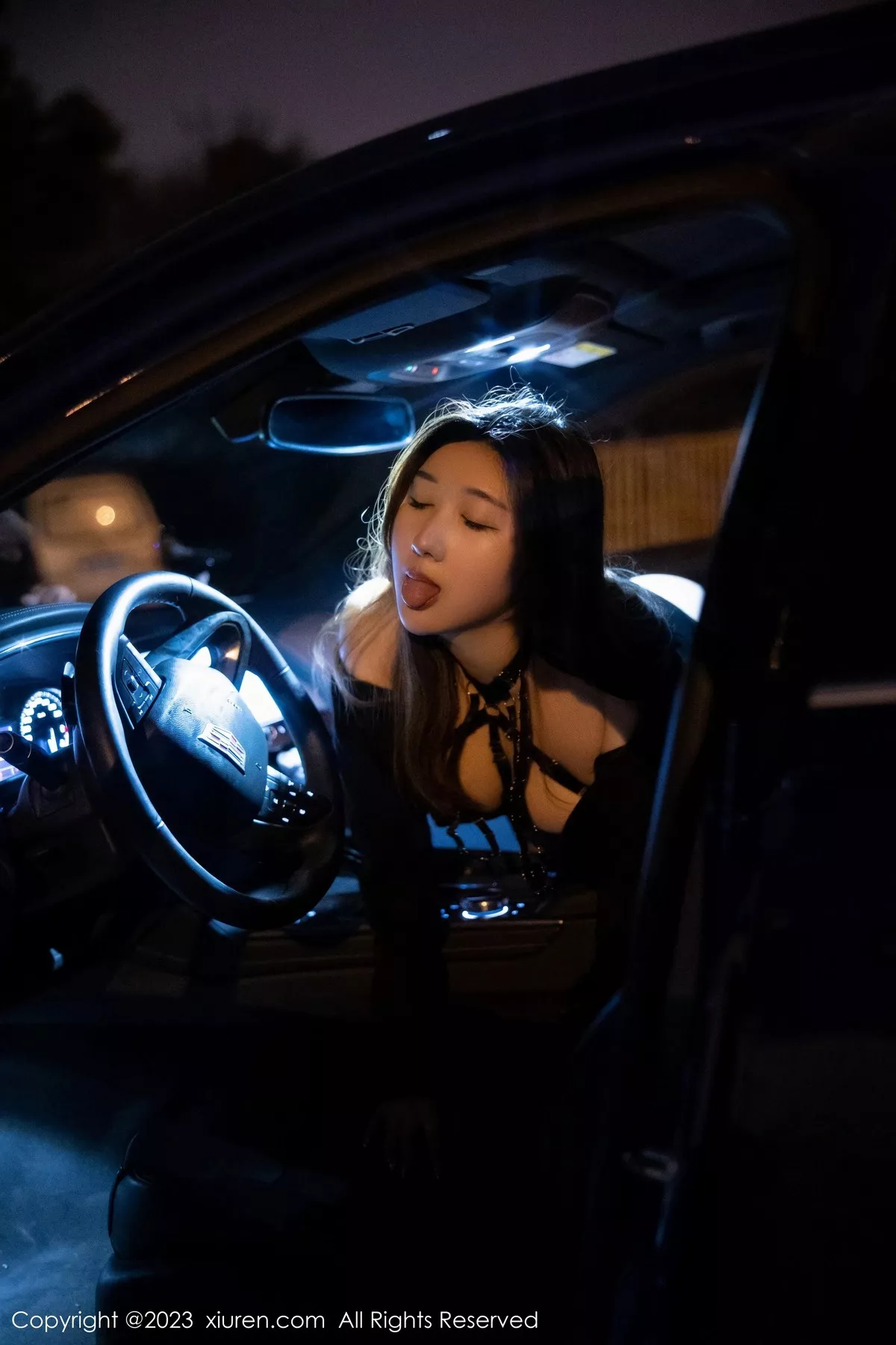 秀人集.com_[XiuRen秀人网]No.6650_模特江真真性感黑色薄透情趣内衣配黑丝吊袜秀惹火身材诱惑写真88P