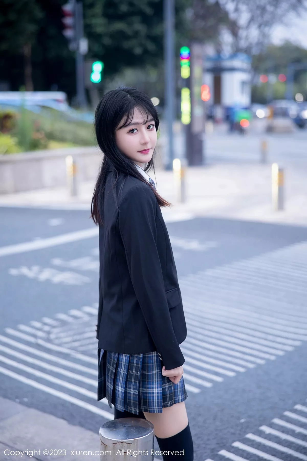 秀人集.com_[XiuRen秀人网]No.6662_模特幼幼学妹制服性感白T配格子裙露白色蕾丝内衣完美诱惑写真92P