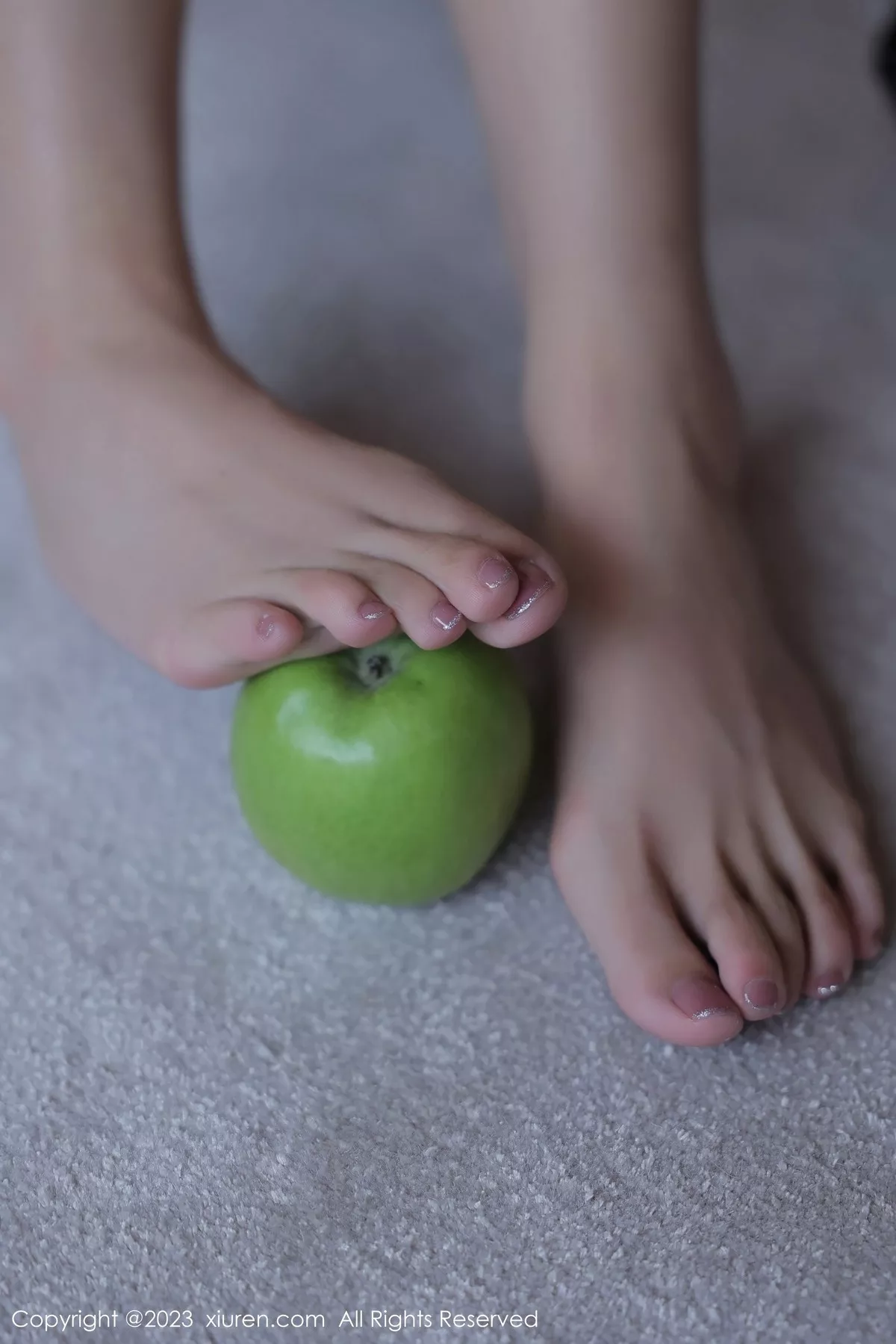 秀人集.com_[XiuRen秀人网]No.6675_模特茜茜Kimi性感白T配黑短裙露白蕾丝内衣秀完美身材诱惑写真65P