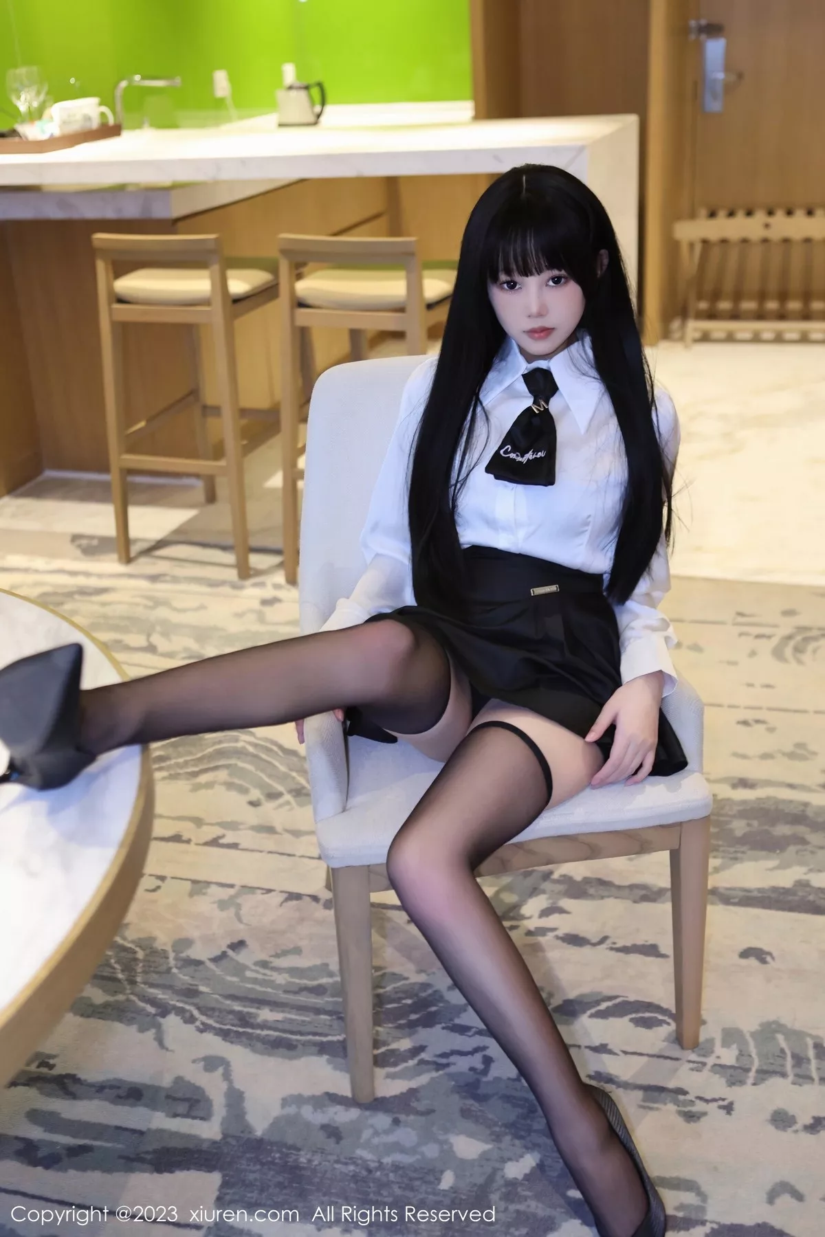 秀人集.com_[XiuRen秀人网]No.6685_模特早川京子私房床上情趣捆绑半脱露黑色情趣内衣惹火诱惑写真83P