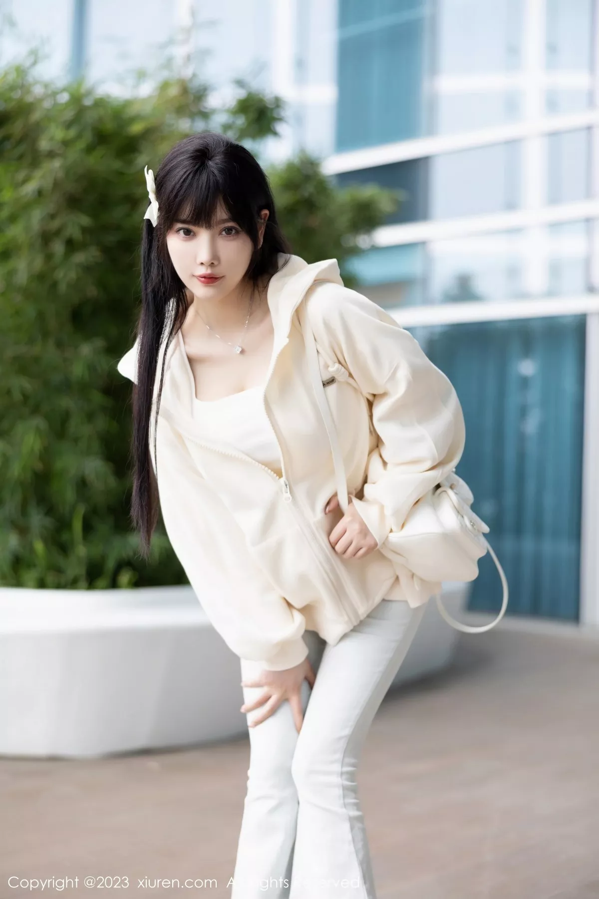 秀人集.com_[XiuRen秀人网]No.6707_女神杨晨晨Yome私房性感浅色内衣配超薄无内肉丝完美诱惑写真90P