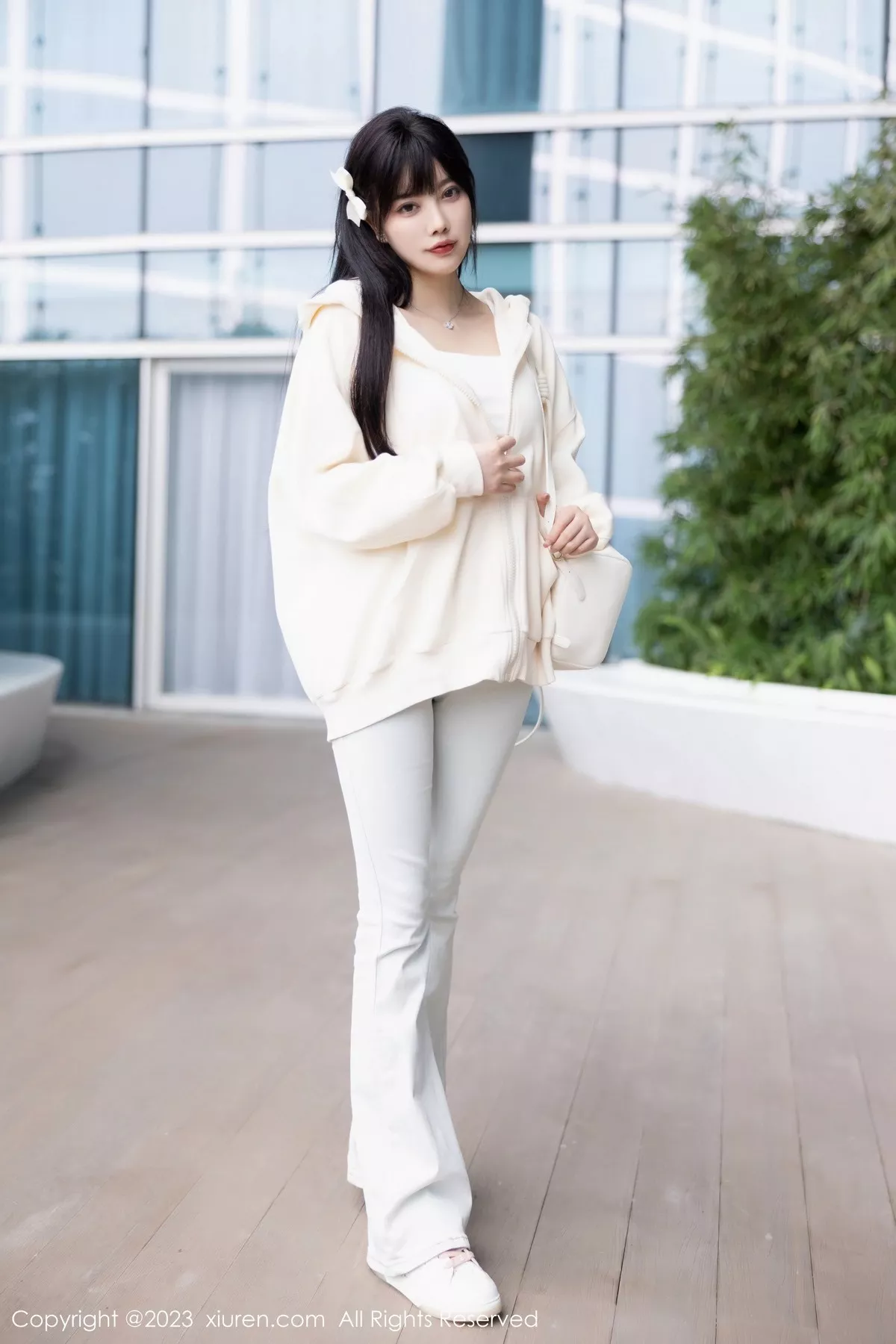 秀人集.com_[XiuRen秀人网]No.6707_女神杨晨晨Yome私房性感浅色内衣配超薄无内肉丝完美诱惑写真90P