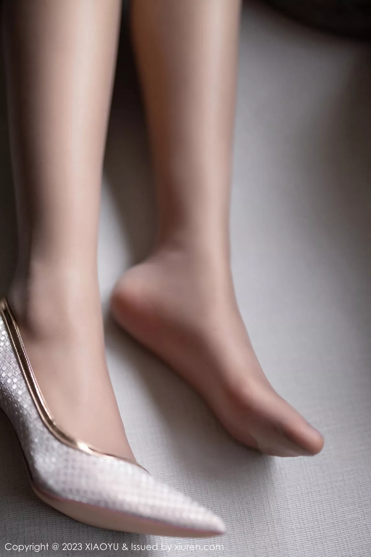 秀人集.com_[XiaoYu画语界]Vol.1028_模特林子遥性感粉灰色吊带长裙配灰色丝袜秀曼妙身姿诱惑写真80P