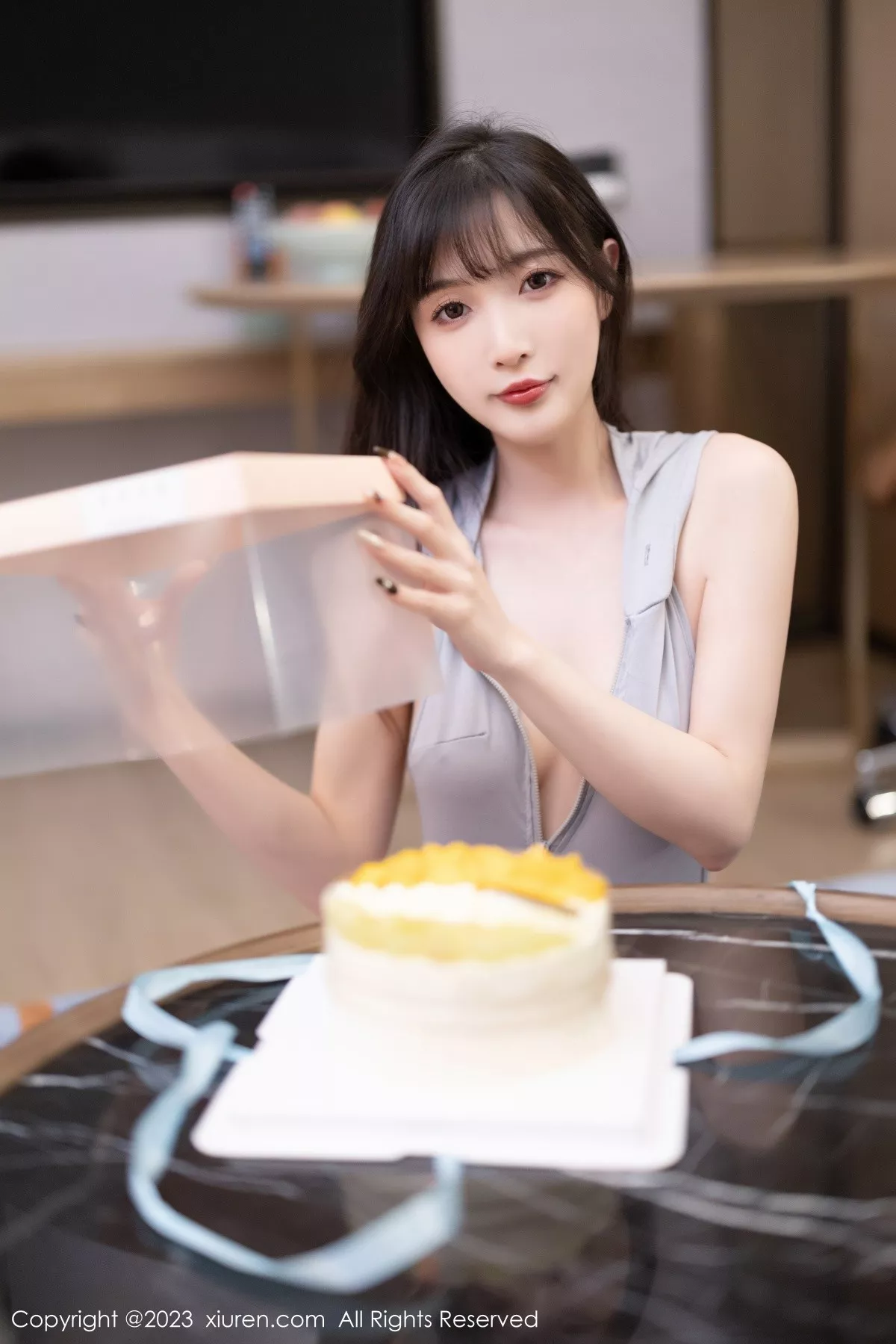 秀人集.com_[XiuRen秀人网]No.6762_模特林星阑性感灰色高开叉连体衣配白丝袜秀曼妙身姿诱惑写真84P