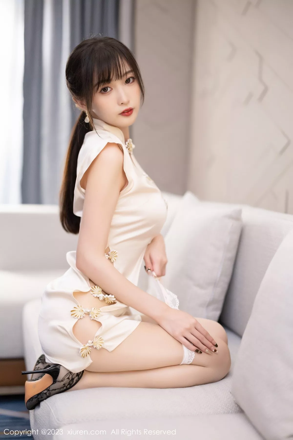 秀人集.com_[XiuRen秀人网]No.6600_模特林星阑性感白色短旗袍配开档肉丝秀曼妙身姿迷人诱惑写真88P