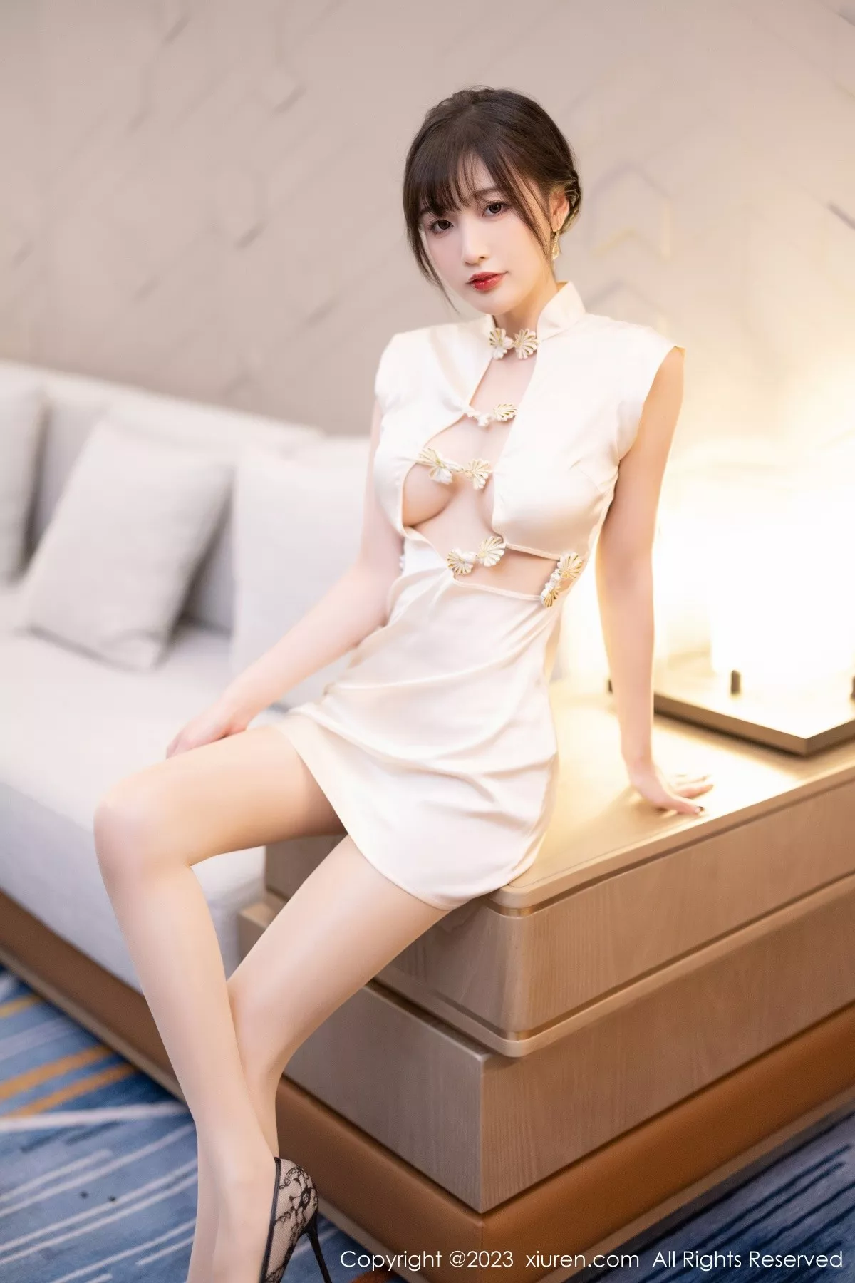 秀人集.com_[XiuRen秀人网]No.6600_模特林星阑性感白色短旗袍配开档肉丝秀曼妙身姿迷人诱惑写真88P