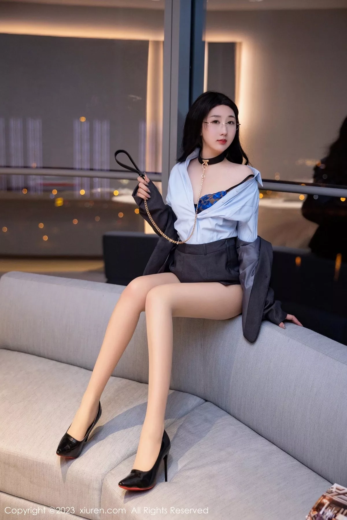 秀人集.com_[XiuRen秀人网]No.6607_模特江真真深灰色OL制服露蓝黑色蕾丝内衣配原色丝袜诱惑写真86P