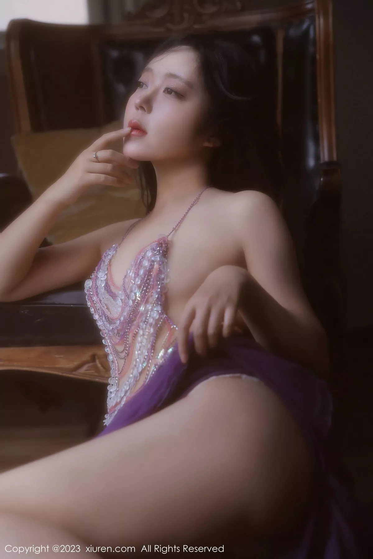 秀人集.com_[XiuRen秀人网]No.6601_模特露露luncy性感紫色轻透情趣服饰秀惹火身材撩人诱惑写真80P