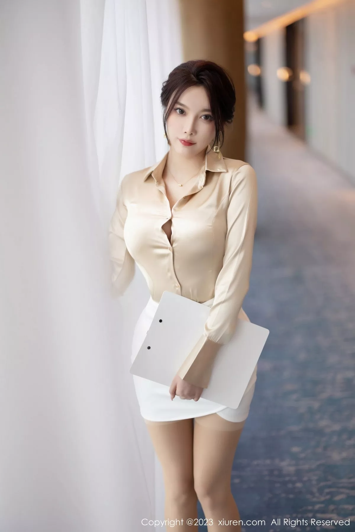 秀人集.com_[XiuRen秀人网]No.6620_女神杨晨晨Yome脱职业装露性感白色蕾丝情趣内衣完美诱惑写真91P