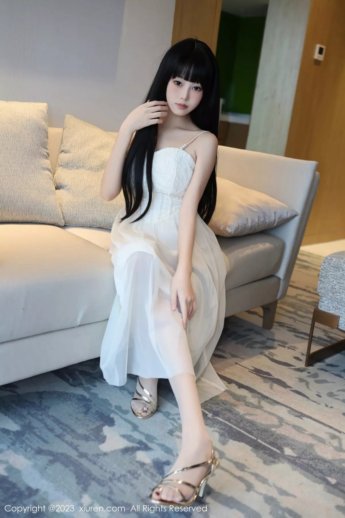 秀人集.com_[XiuRen秀人网]No.6828_模特早川京子脱白色吊带连衣裙露粉色内衣配超薄肉丝诱惑写真79P