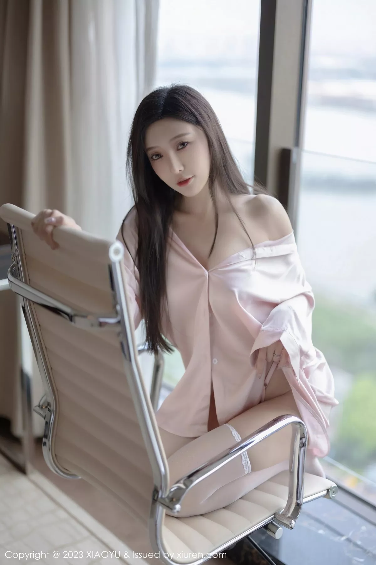 秀人集.com_[XiaoYu画语界]Vol.1040_女神王馨瑶yanni性感粉色情趣服配粉色吊袜秀曼妙身姿诱惑写真85P