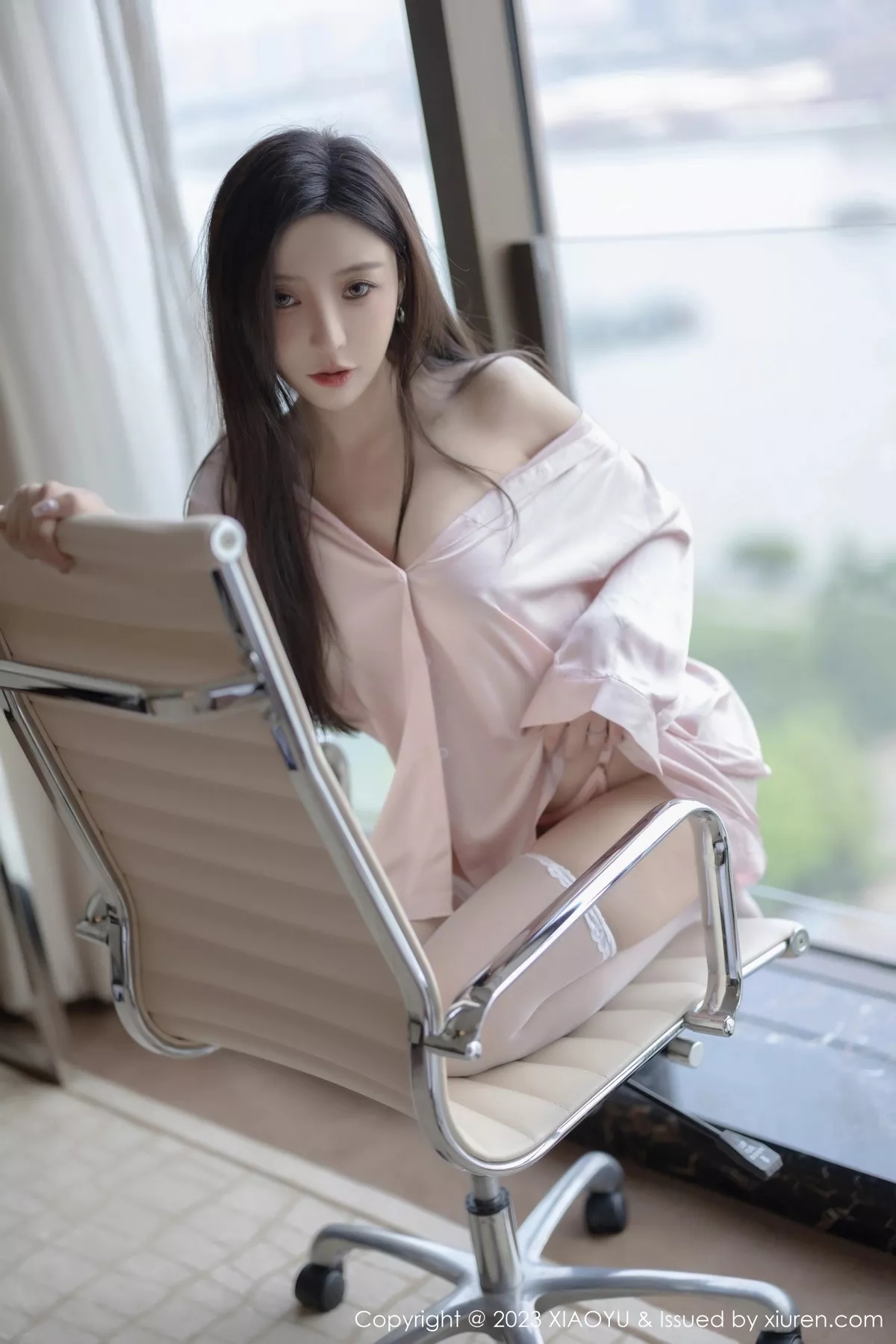 秀人集.com_[XiaoYu画语界]Vol.1040_女神王馨瑶yanni性感粉色情趣服配粉色吊袜秀曼妙身姿诱惑写真85P