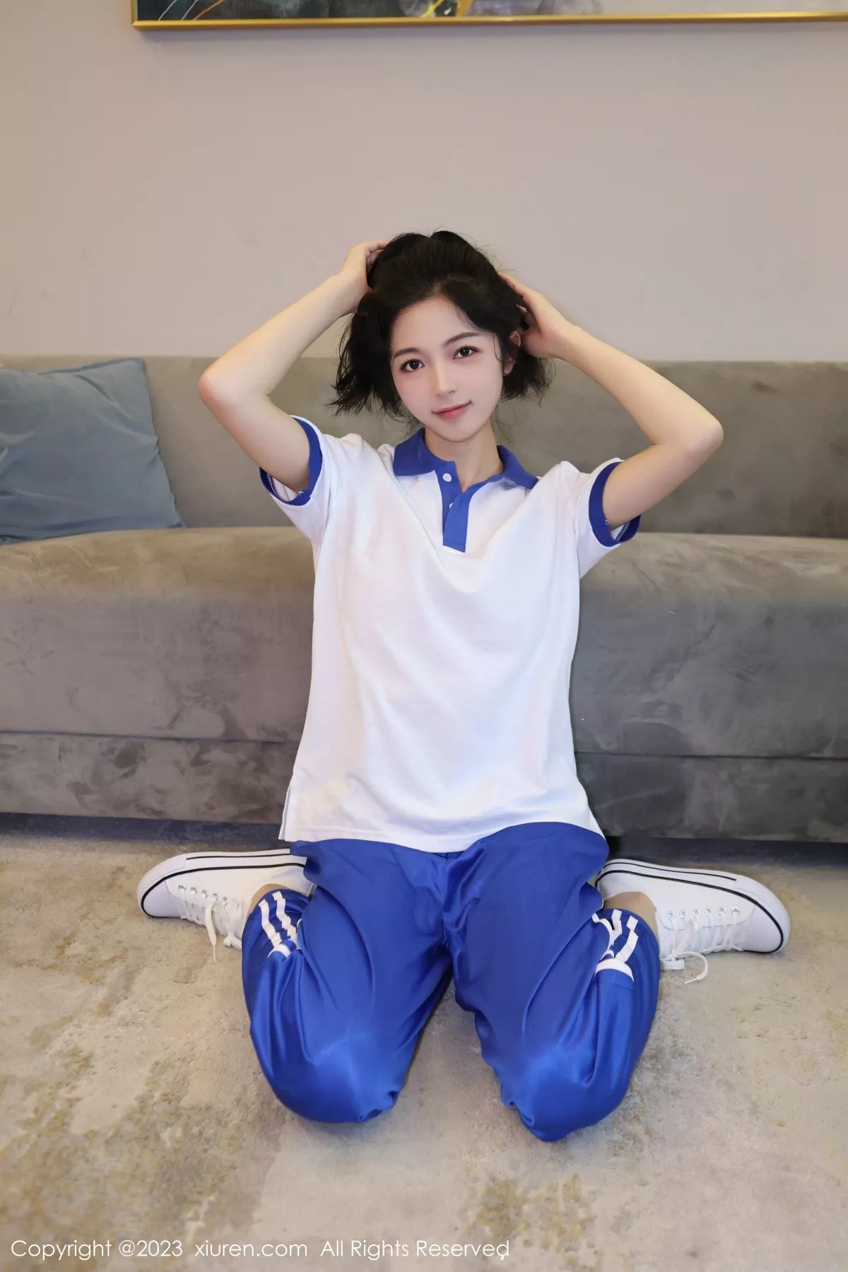 秀人集.com_[XiuRen秀人网]No.6855_模特茜茜Kimi脱性感学妹装露浅色蕾丝内衣秀完美身材诱惑写真85P