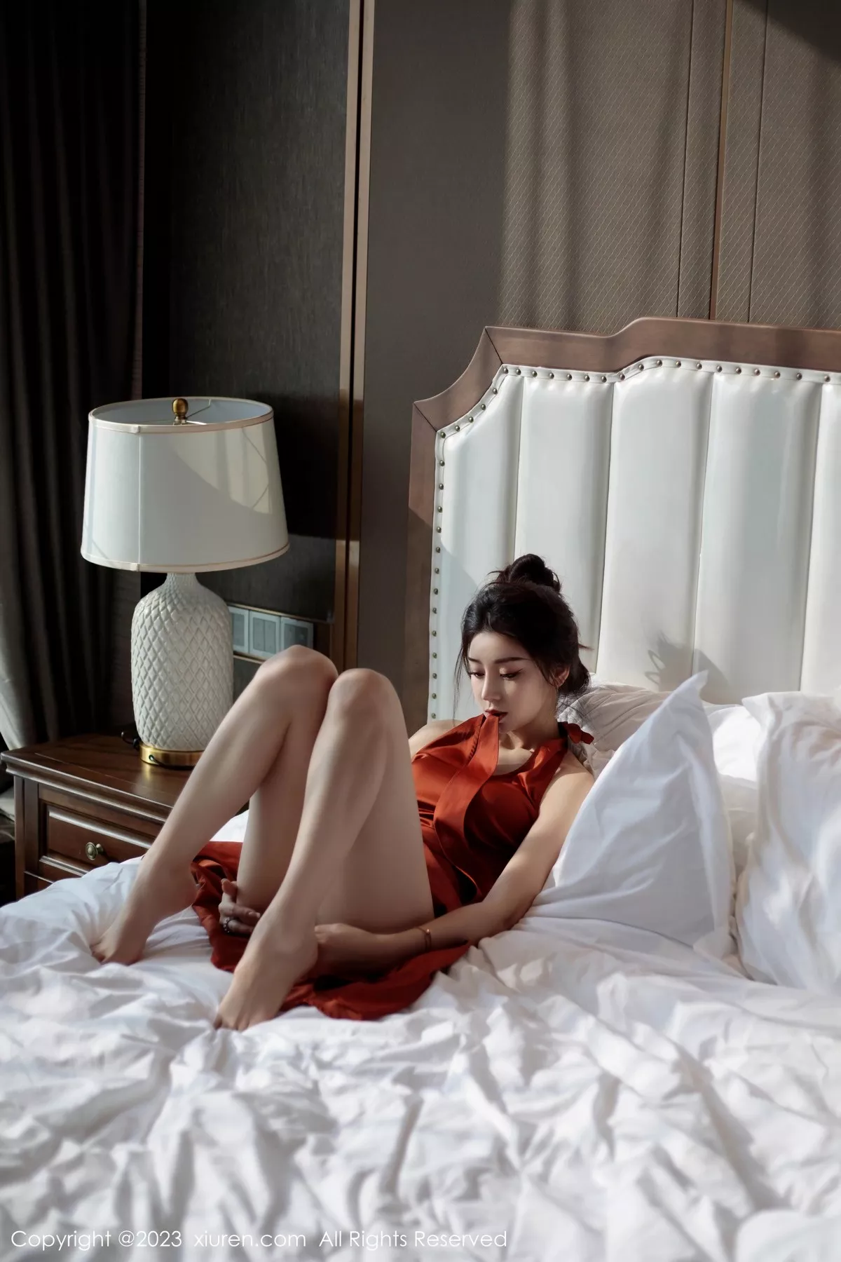 秀人集.com_[XiuRen秀人网]No.6861_新人模特苏曼兮私房性感红色连衣短裙秀曼妙身姿妩媚诱惑写真74P