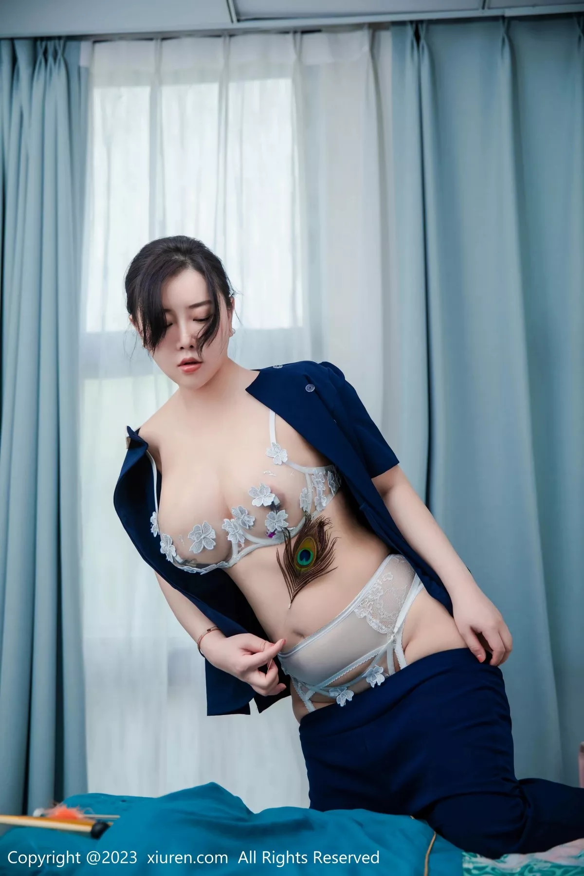 秀人集.com_[XiuRen秀人网]No.6878_模特王婉悠Queen性感技师装扮脱制服露轻透薄纱内衣诱惑写真74P