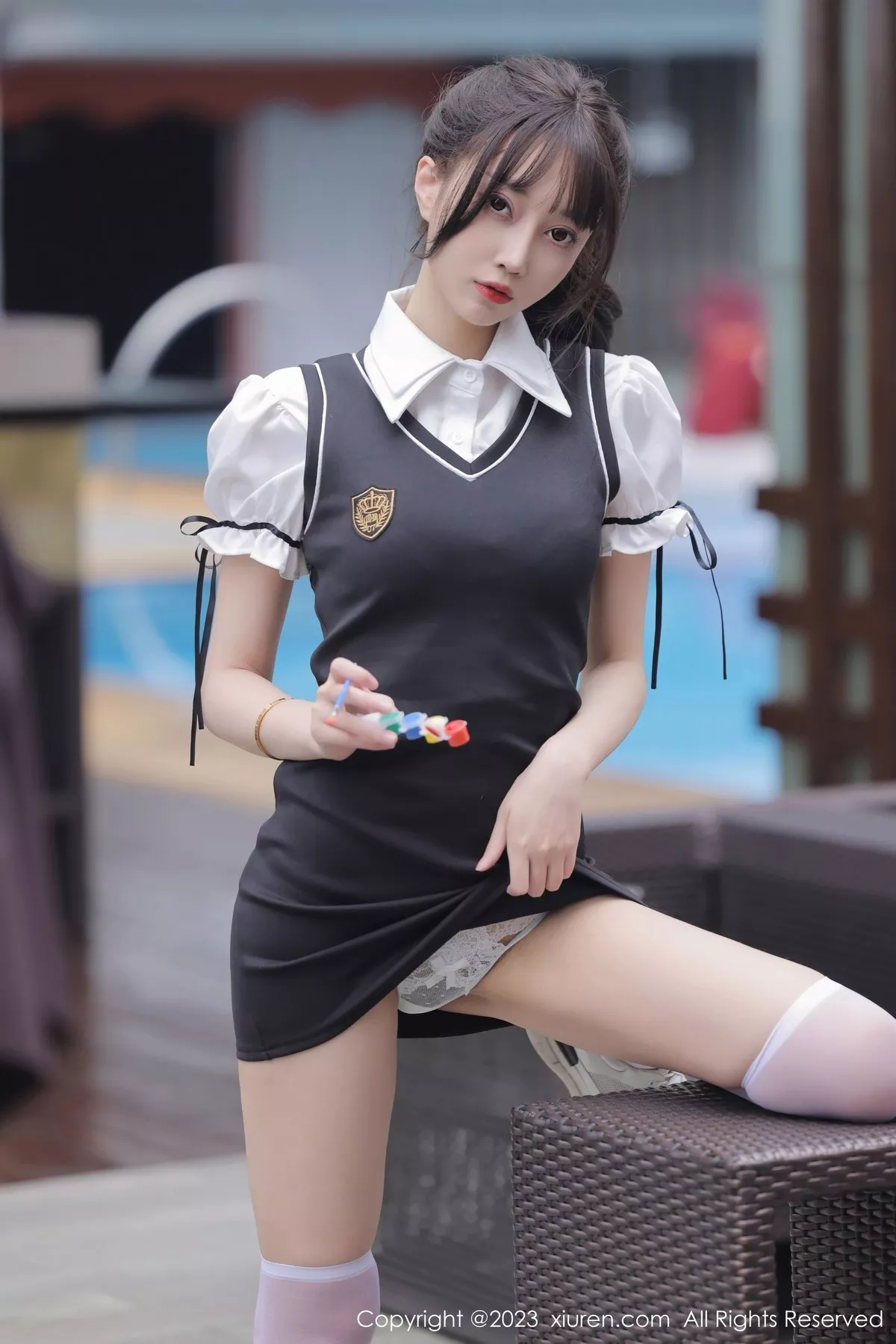 秀人集.com_[XiuRen秀人网]No.6889_模特玥儿玥er脱性感白T露白色内衣配白丝袜秀曼妙身姿诱惑写真72P