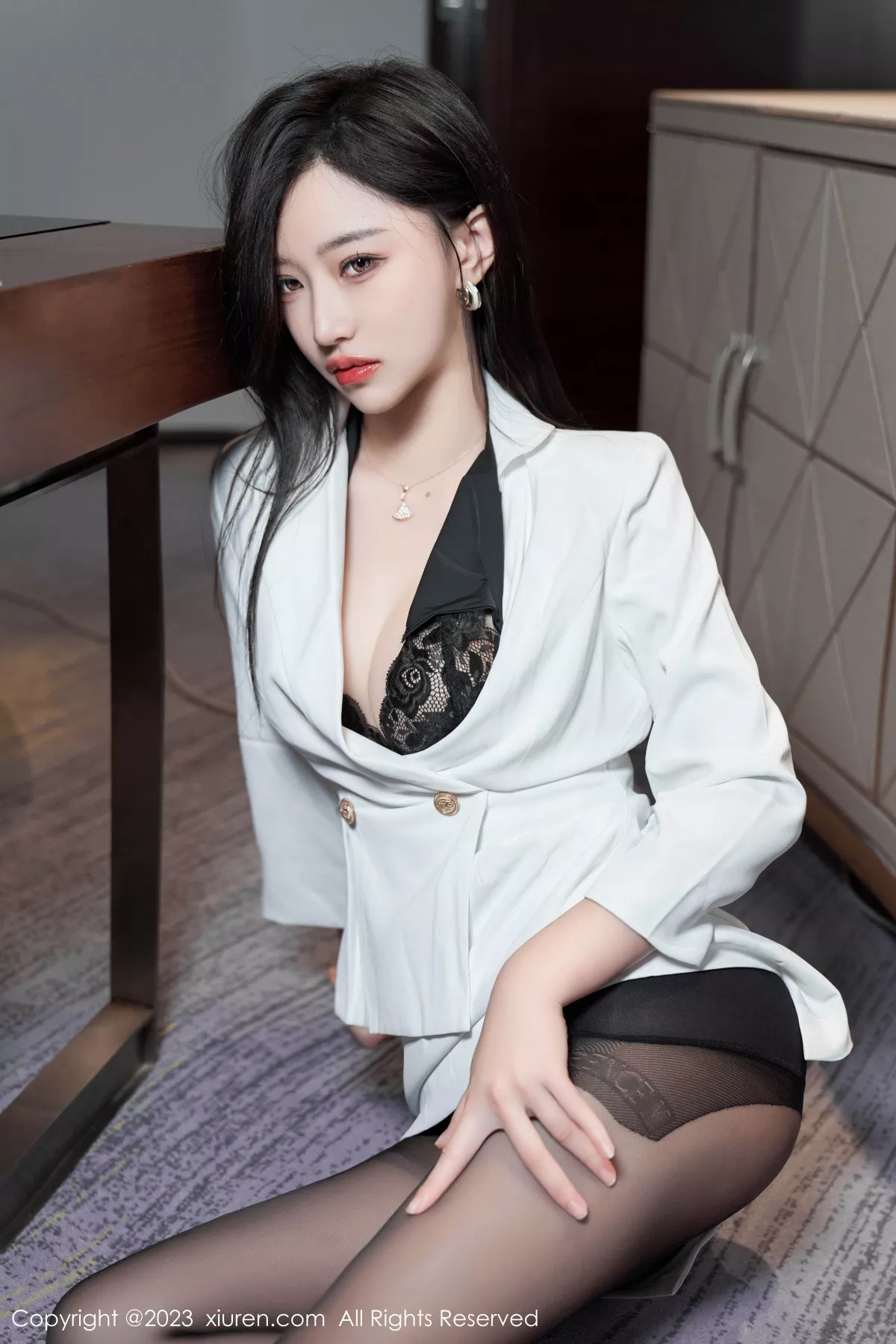 秀人集.com_[XiuRen秀人网]No.6900_模特妙可可Cheese性感黑色蕾丝薄纱服秀完美身材惹火诱惑写真80P