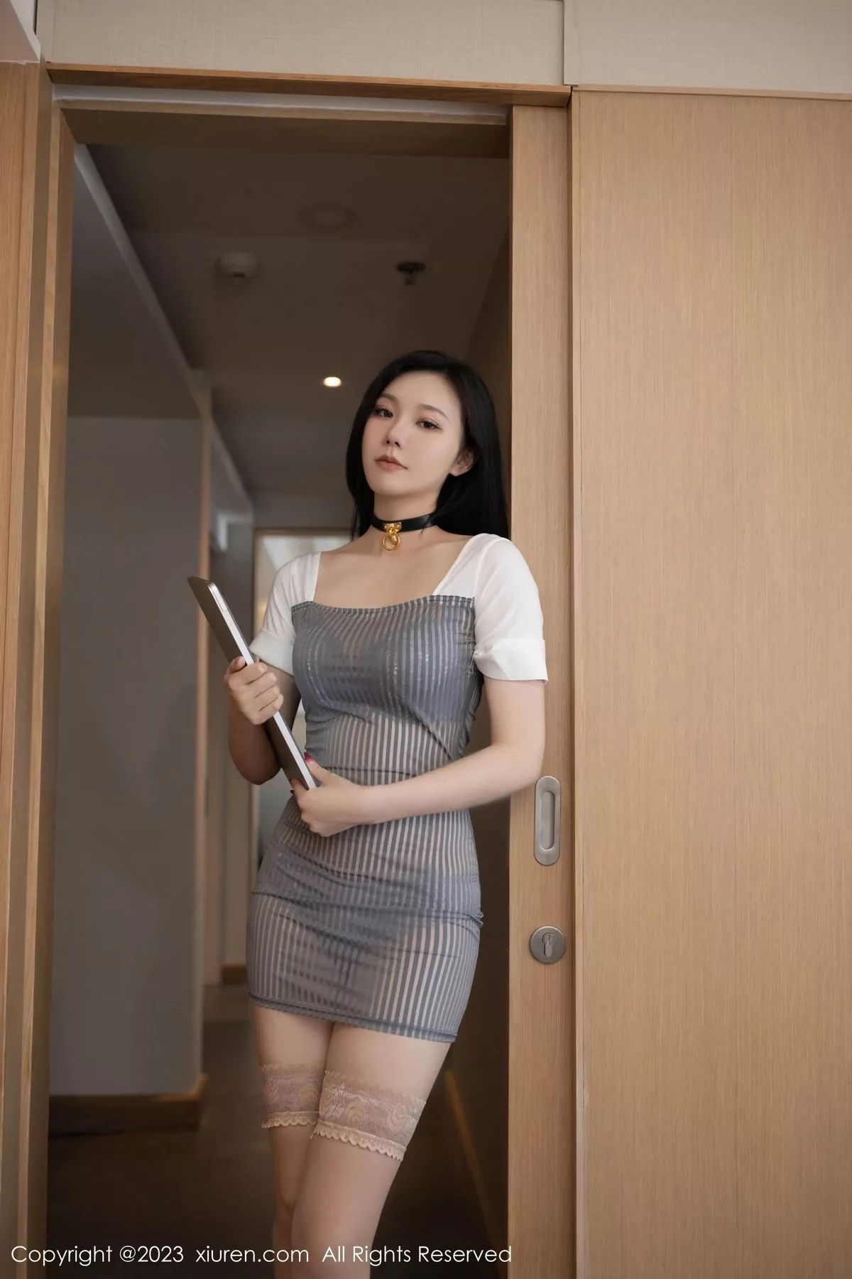 秀人集.com_[XiuRen秀人网]No.6906_模特安然anran性感蓝灰蕾丝内衣配原色丝袜秀曼妙身姿诱惑写真80P