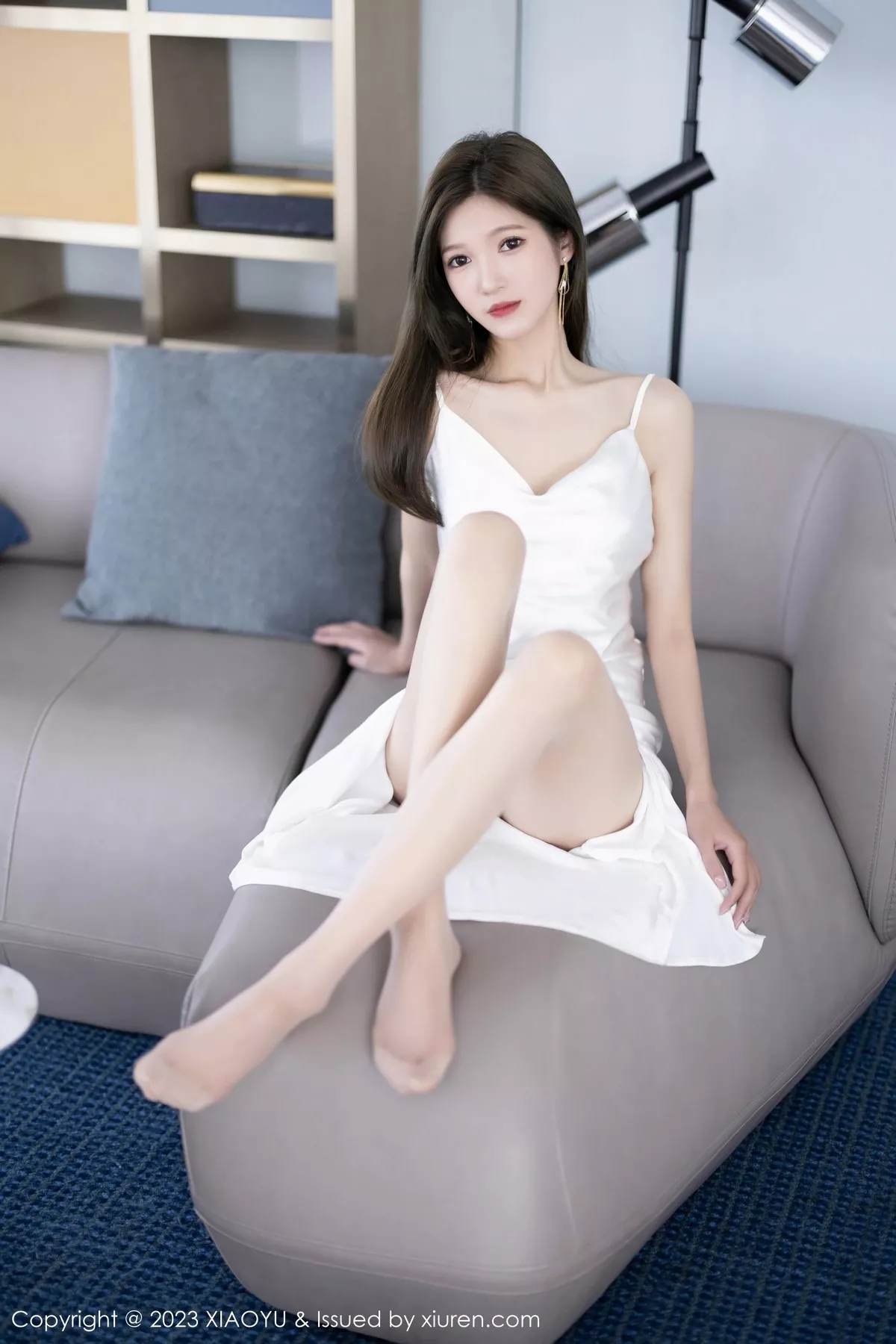 秀人集.com_[XiaoYu画语界]Vol.1050_模特程程程白色吊带长裙+粉红色薄纱布兜秀曼妙身姿诱惑写真88P