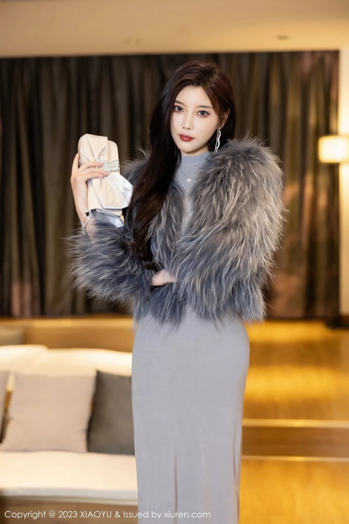 秀人集.com_[XiaoYu画语界]Vol.1051_女神杨晨晨Yome性感灰色真空连衣长裙秀完美丰腴身材诱惑写真87P