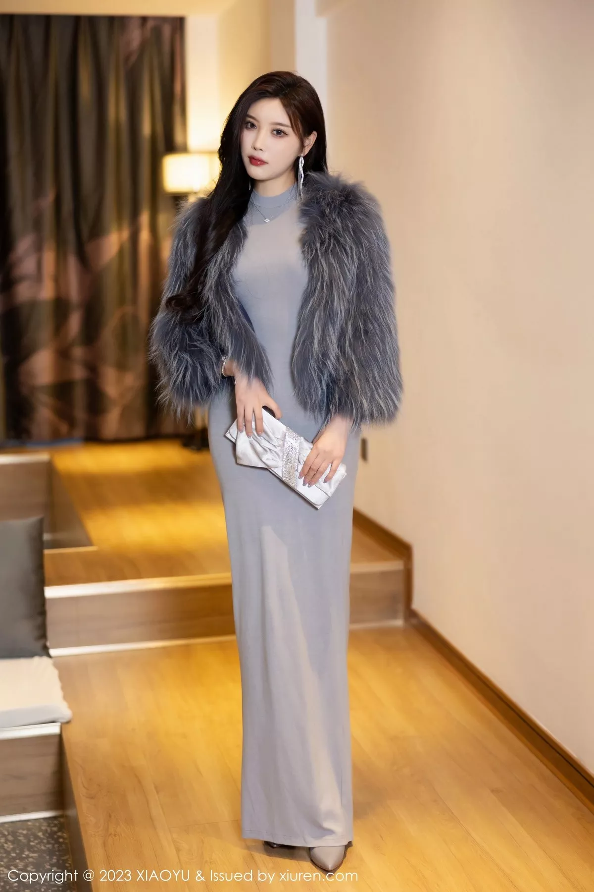 秀人集.com_[XiaoYu画语界]Vol.1051_女神杨晨晨Yome性感灰色真空连衣长裙秀完美丰腴身材诱惑写真87P