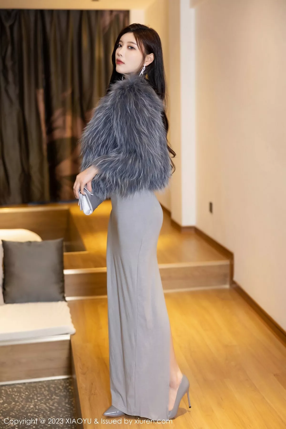 秀人集.com_[XiaoYu画语界]Vol.1051_女神杨晨晨Yome性感灰色真空连衣长裙秀完美丰腴身材诱惑写真87P