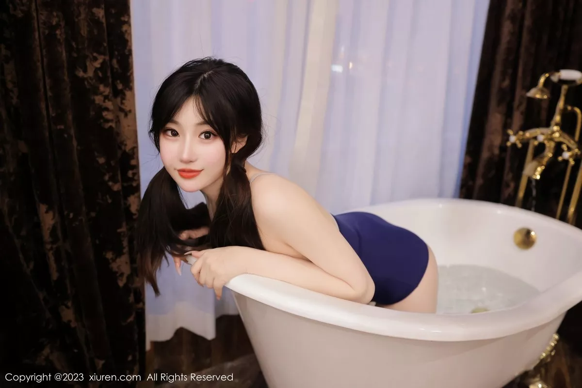 秀人集.com_[XiuRen秀人网]No.6781_新人模特岁小岁浴室蓝色高开叉连体衣湿身秀完美身材诱惑写真74P