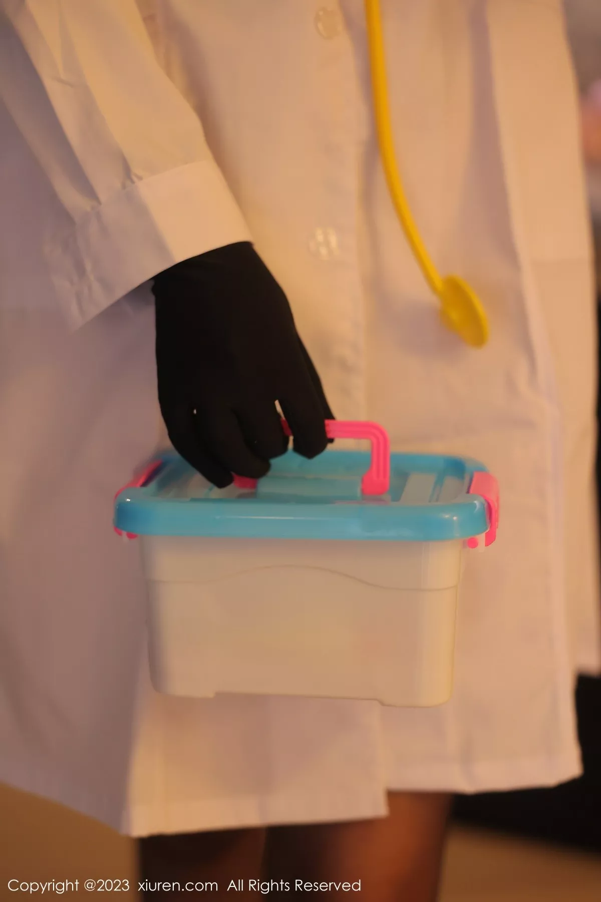 秀人集.com_[XiuRen秀人网]No.6791_模特Arude薇薇性感黑色情趣服饰配黑丝袜秀曼妙身姿诱惑写真79P