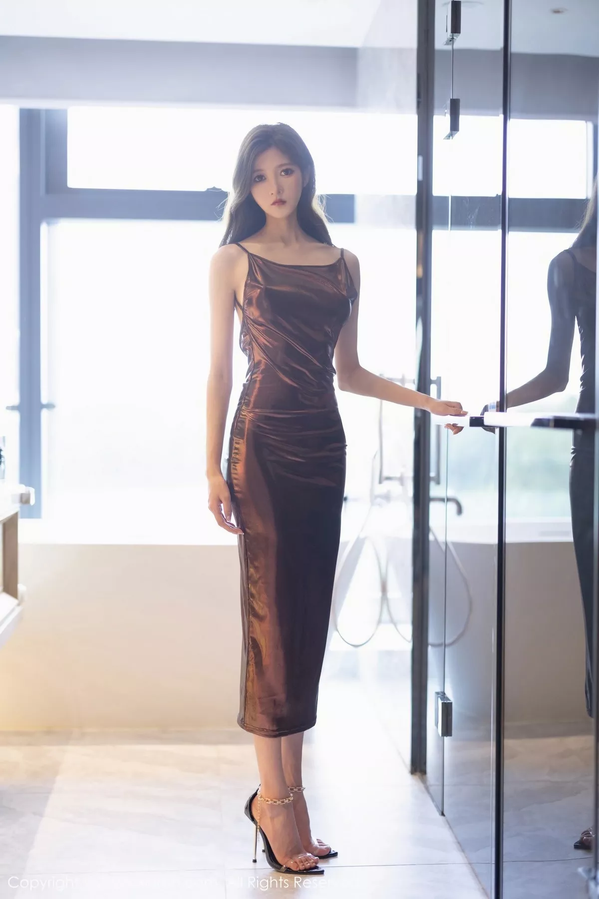 秀人集.com_[XiuRen秀人网]No.6792_模特程程程性感黑色轻透情趣服饰配黑丝袜秀苗条身材诱惑写真88P