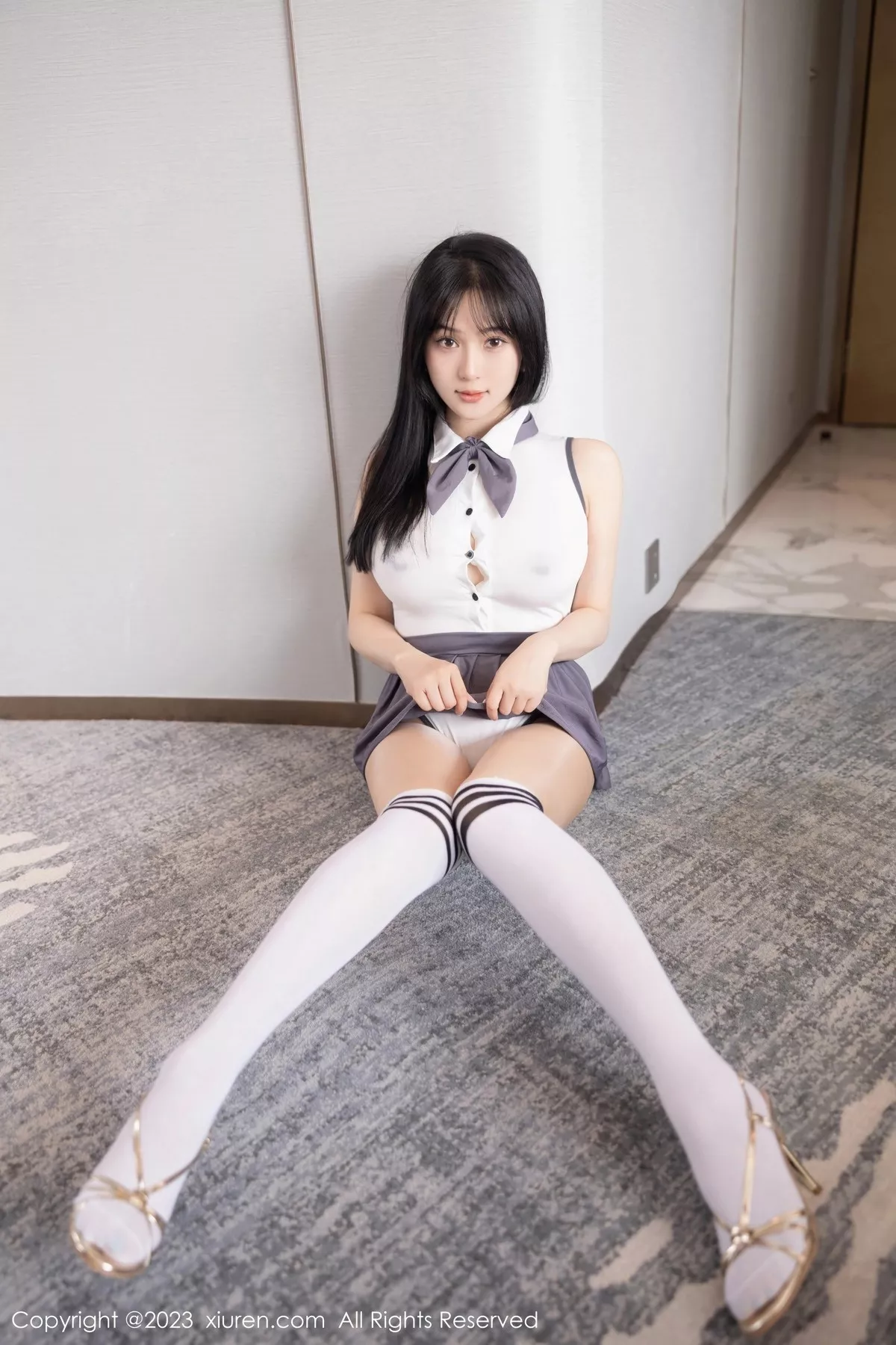 秀人集.com_[XiuRen秀人网]No.6818_模特柚琪Rich性感白色轻透高叉连体衣配超薄肉丝惹火诱惑写真98P