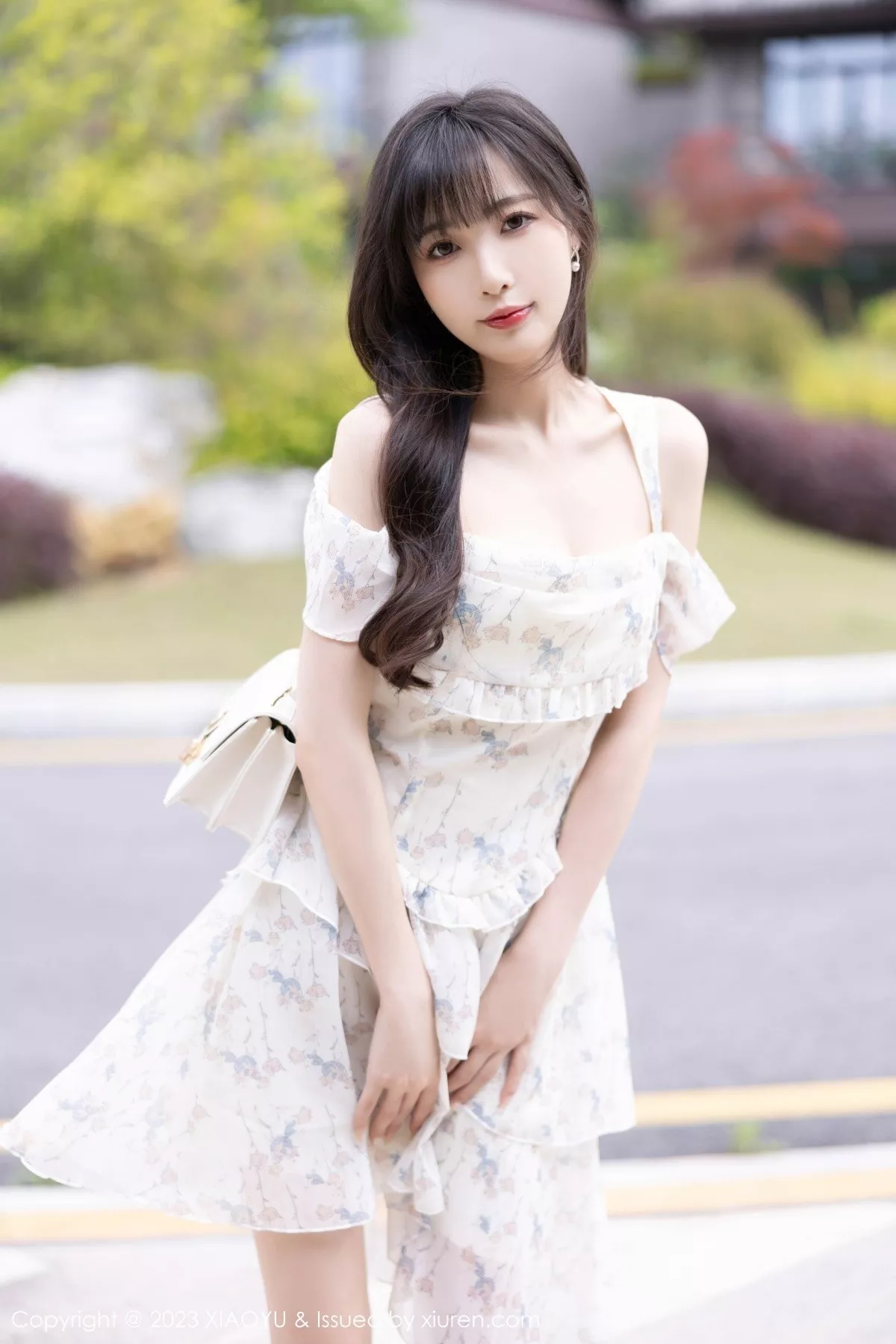 秀人集.com_[XiaoYu画语界]Vol.1058_模特林星阑性感白色薄透婚纱服配白丝吊袜秀曼妙身姿诱惑写真80P