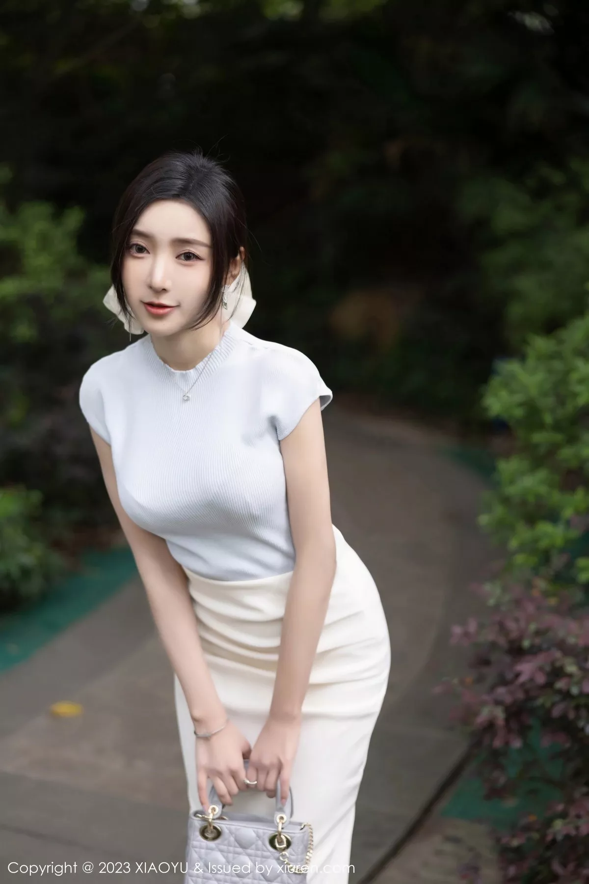 秀人集.com_[XiaoYu画语界]Vol.1059_女神王馨瑶yanni淡粉色内衣配超薄无内肉丝秀惹火身材诱惑写真84P