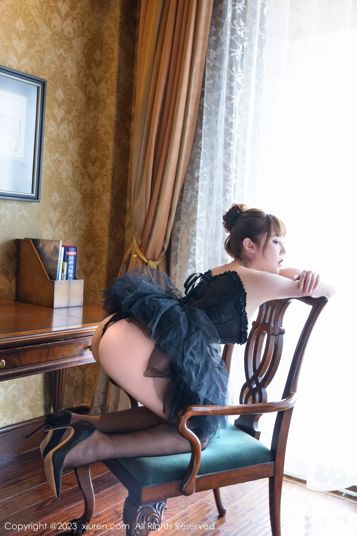 秀人集.com_[XiuRen秀人网]No.7057_模特萌汉药baby黑色薄纱天鹅短裙配黑丝袜秀丰满身材诱惑写真81P